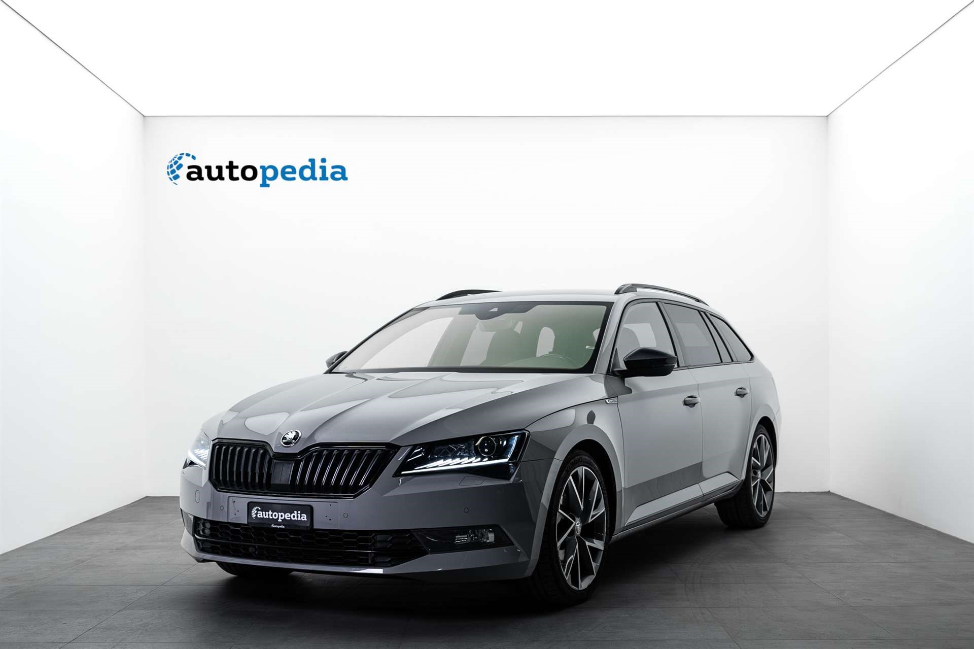 SKODA Superb Combi 2.0 TDi Ambition 4x4 DSG