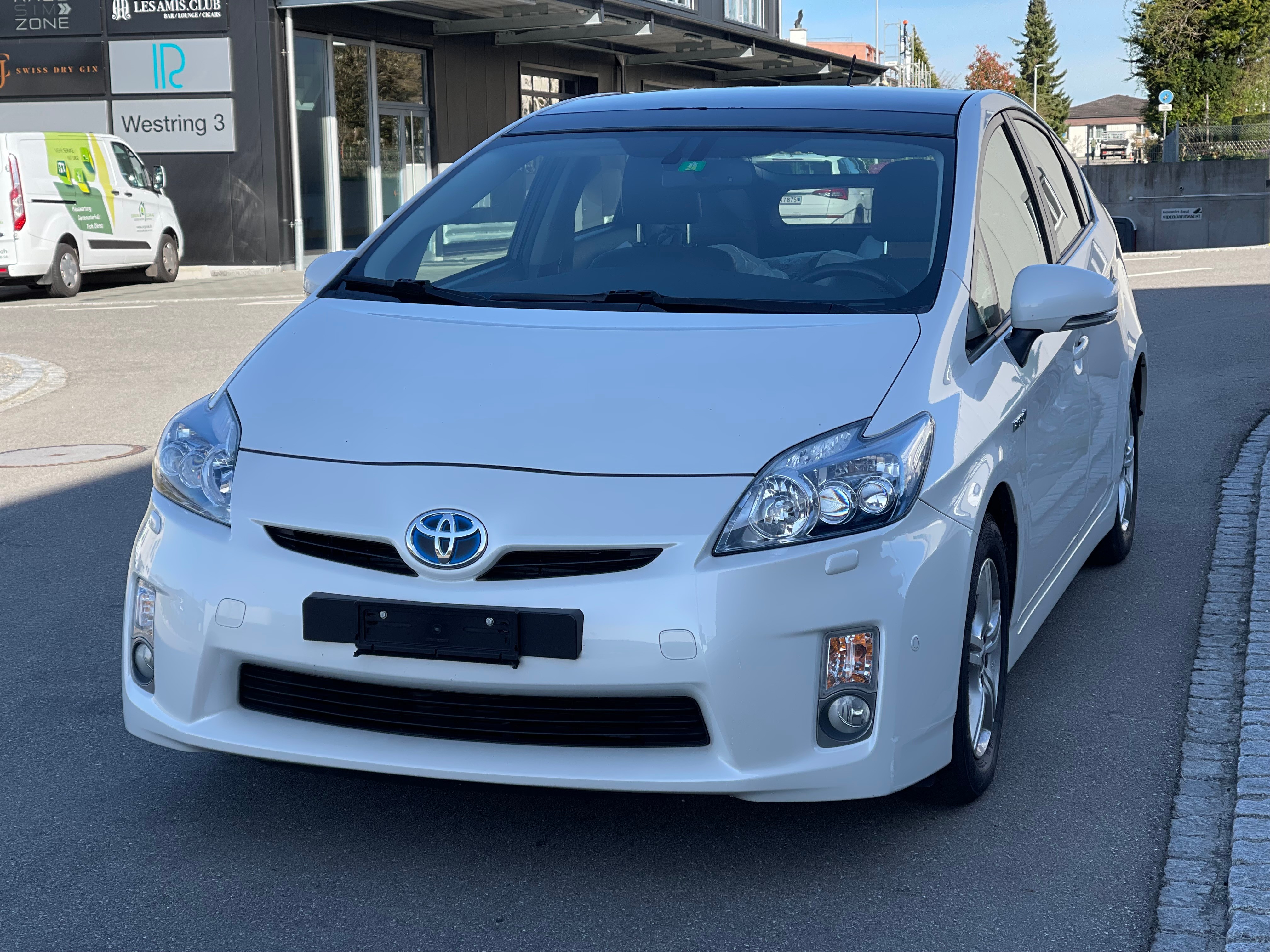 TOYOTA Prius 1.8 16V HSD Sol Premium