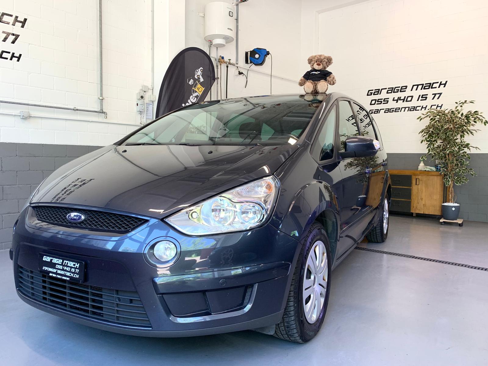 FORD S-Max 2.0i Ambiente