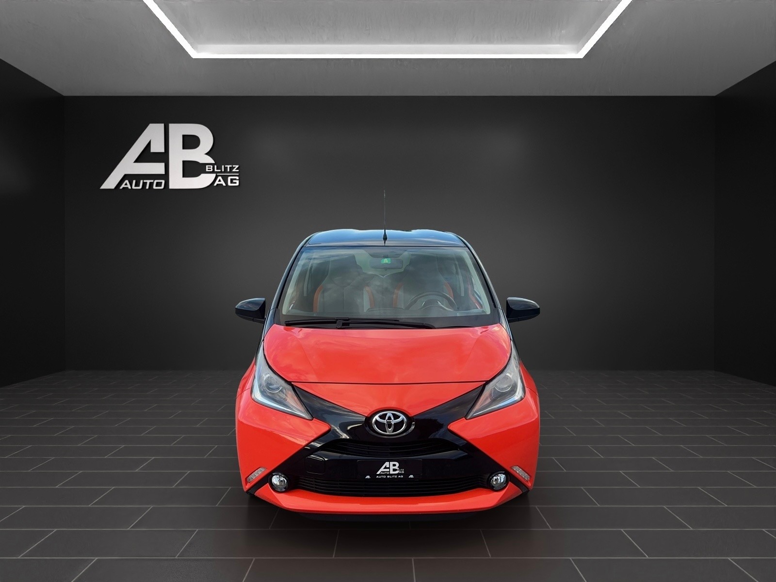 TOYOTA Aygo 1.2 VVT-i x-cite