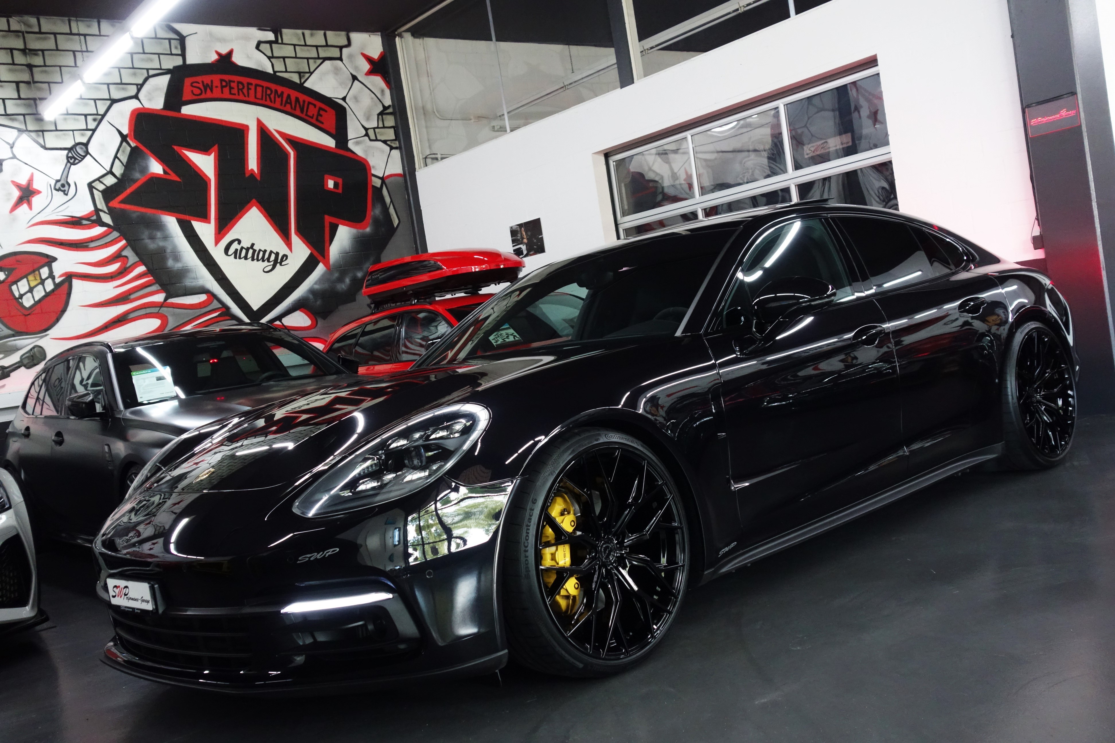 PORSCHE PANAMERA 4S PDK BLACK CH-FZ ON TOP 22