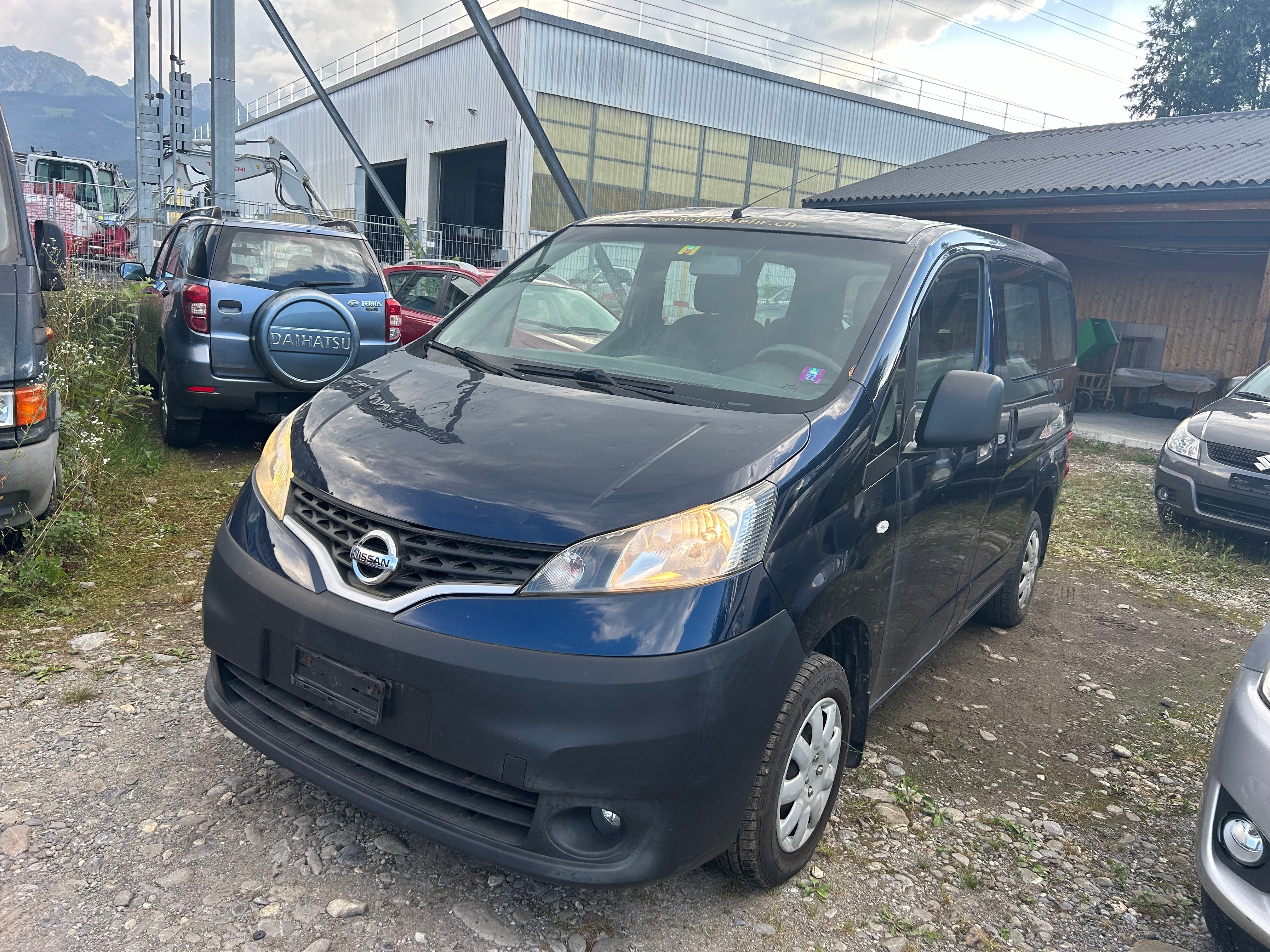 NISSAN Minivan 7 plätzer Pop