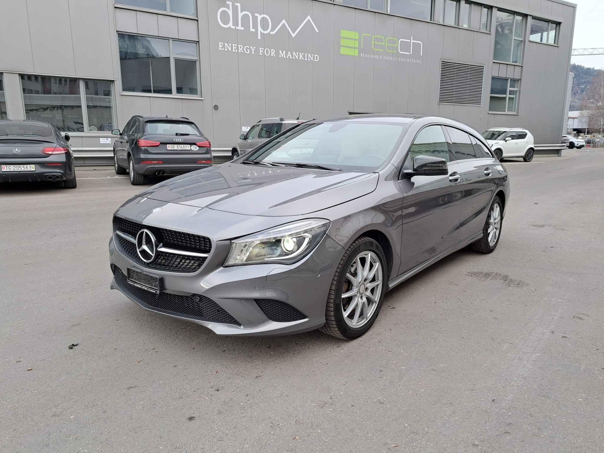 MERCEDES-BENZ CLA Shooting Brake 200 Night Star 7G-DCT