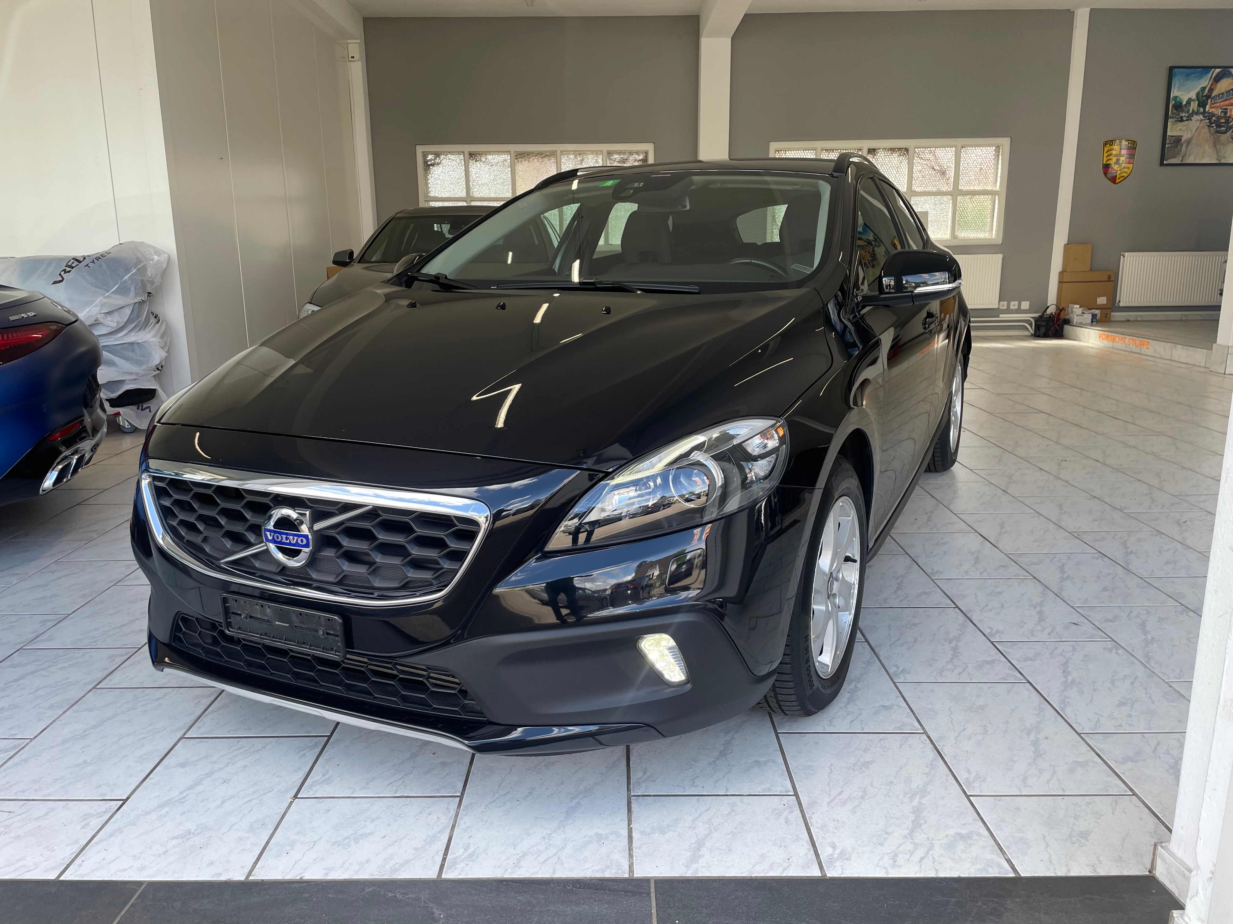 VOLVO V40 Cross Country T5 AWD Momentum Geartronic