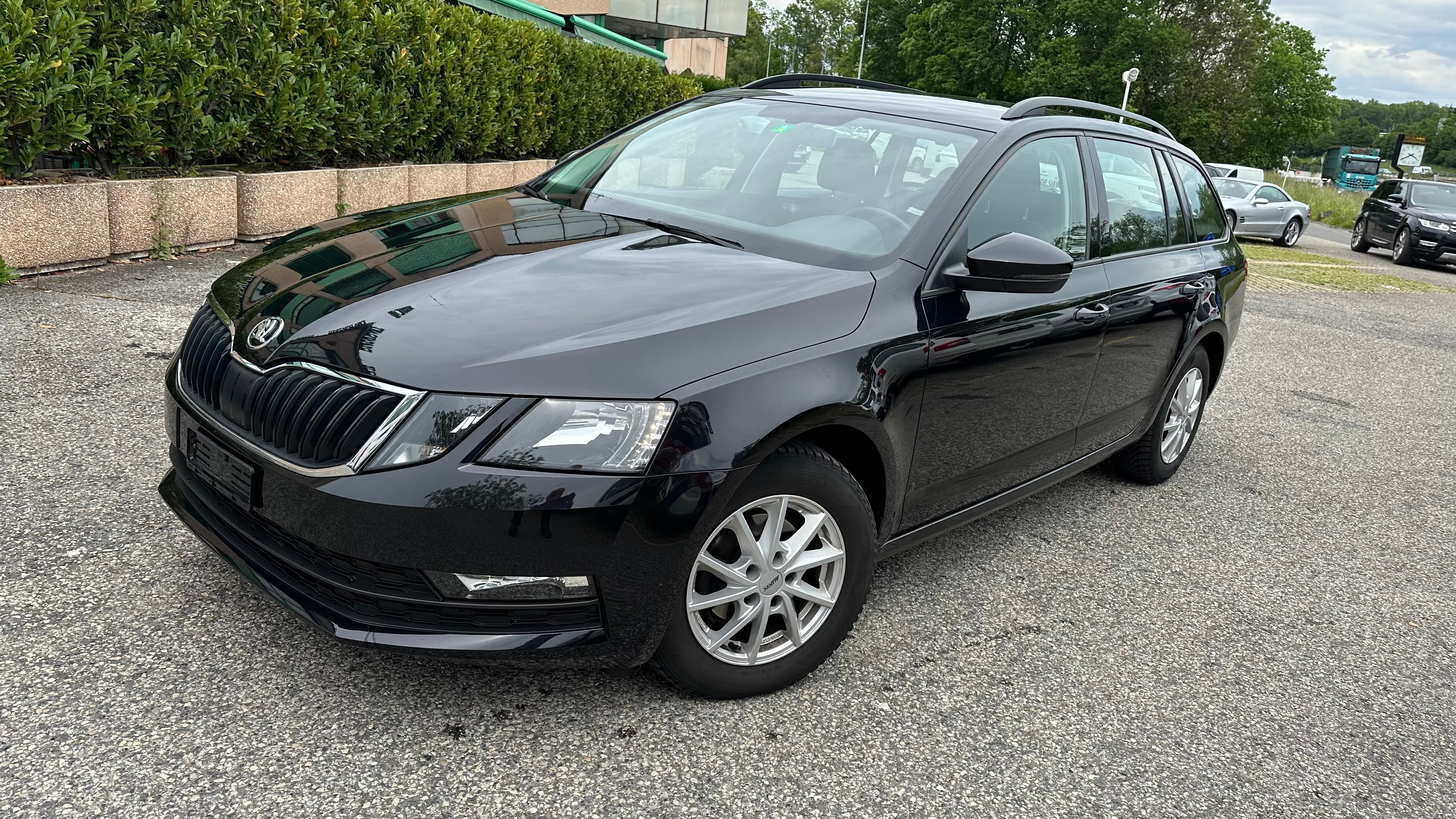 SKODA Octavia Combi 1.6 TDI Ambition DSG