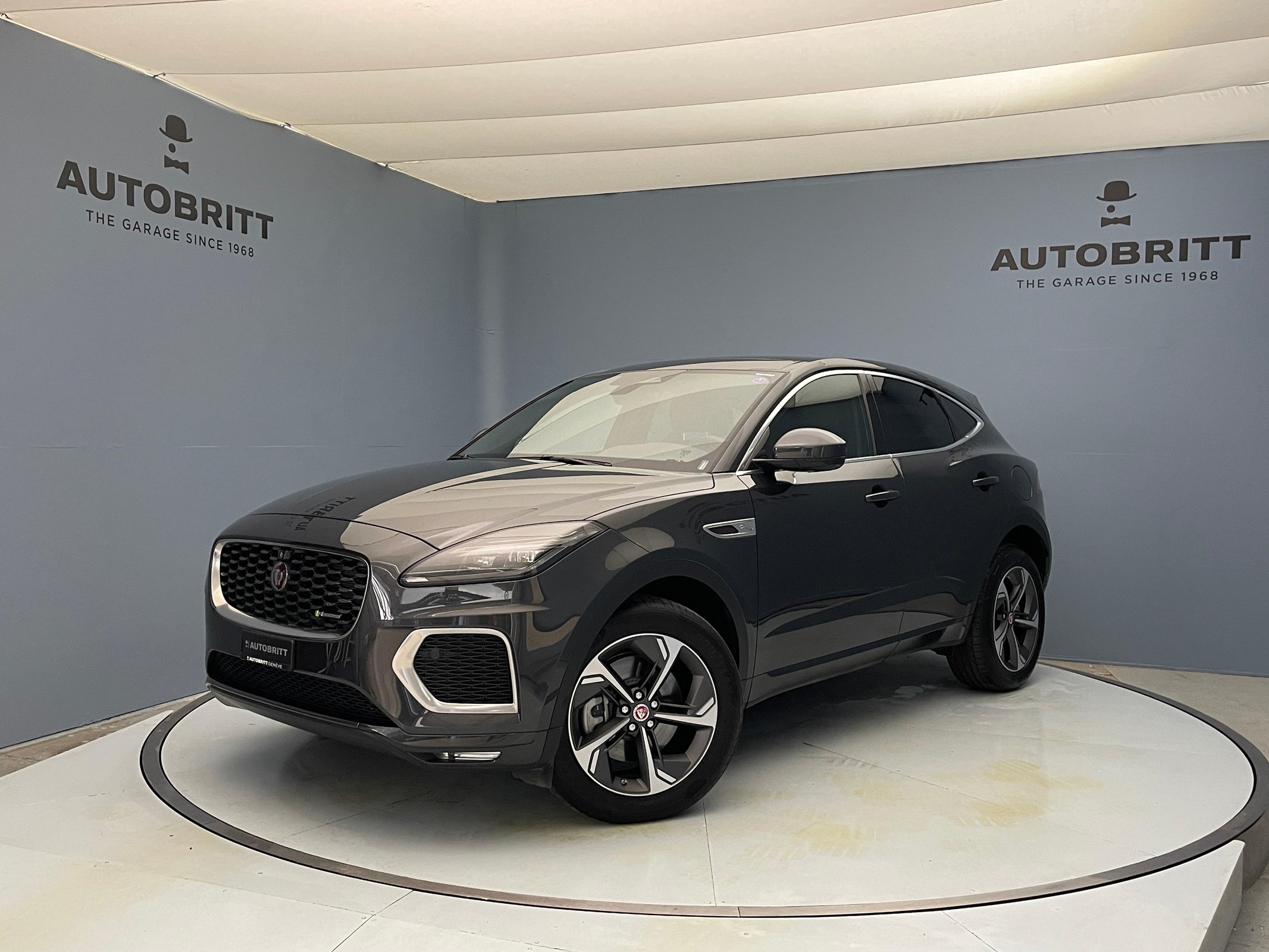 JAGUAR E-Pace 1.5 T 300e R-Dynamic SE AWD