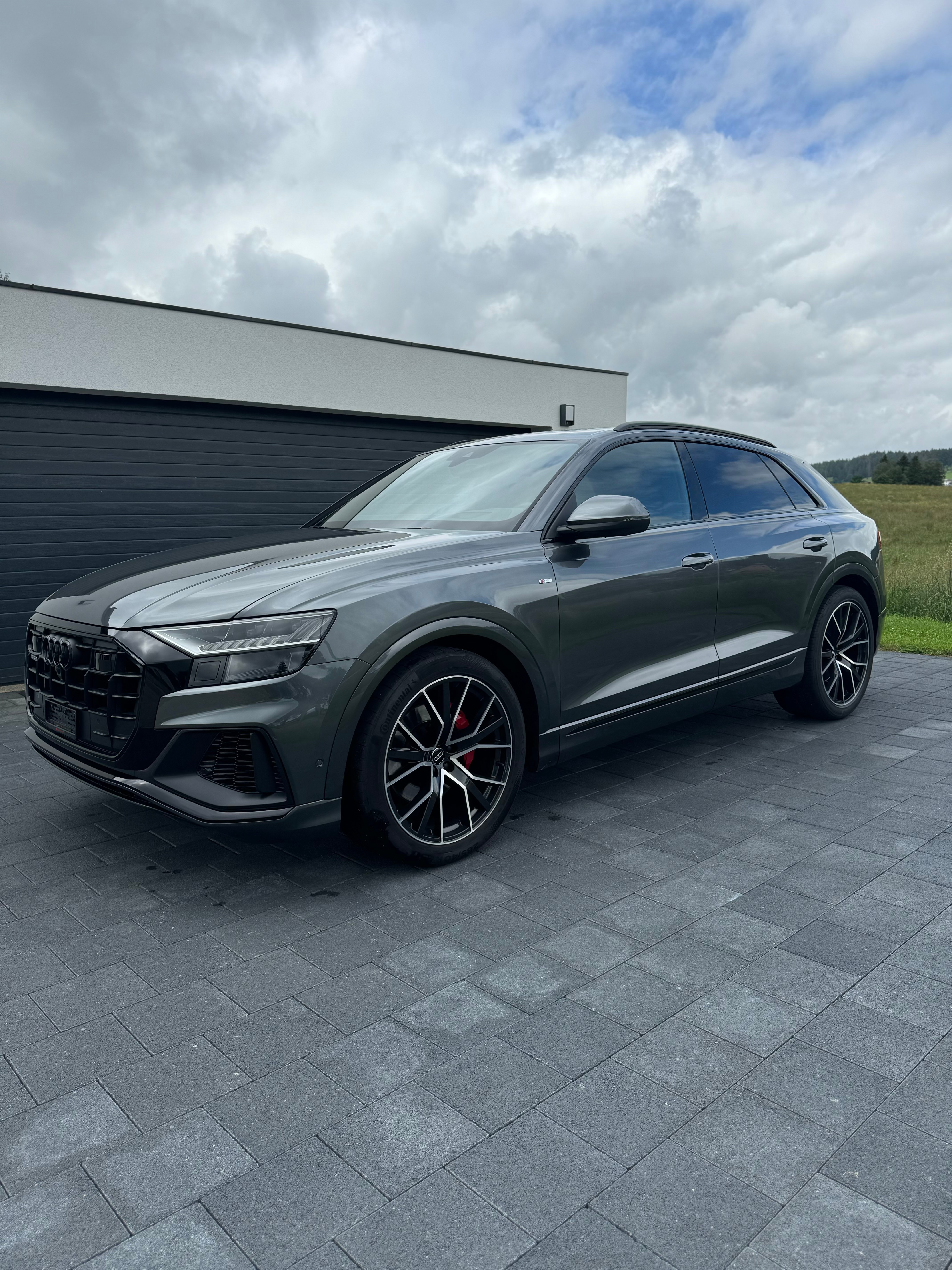 AUDI Q8 50 TDI quattro tiptronic