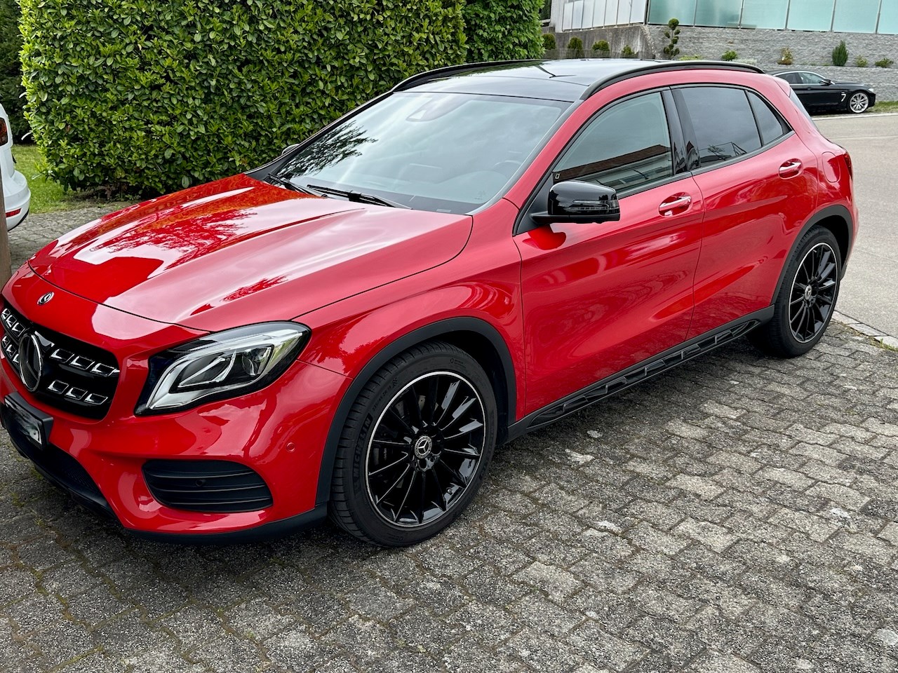 MERCEDES-BENZ GLA 250 AMG Line 4Matic 7G-DCT