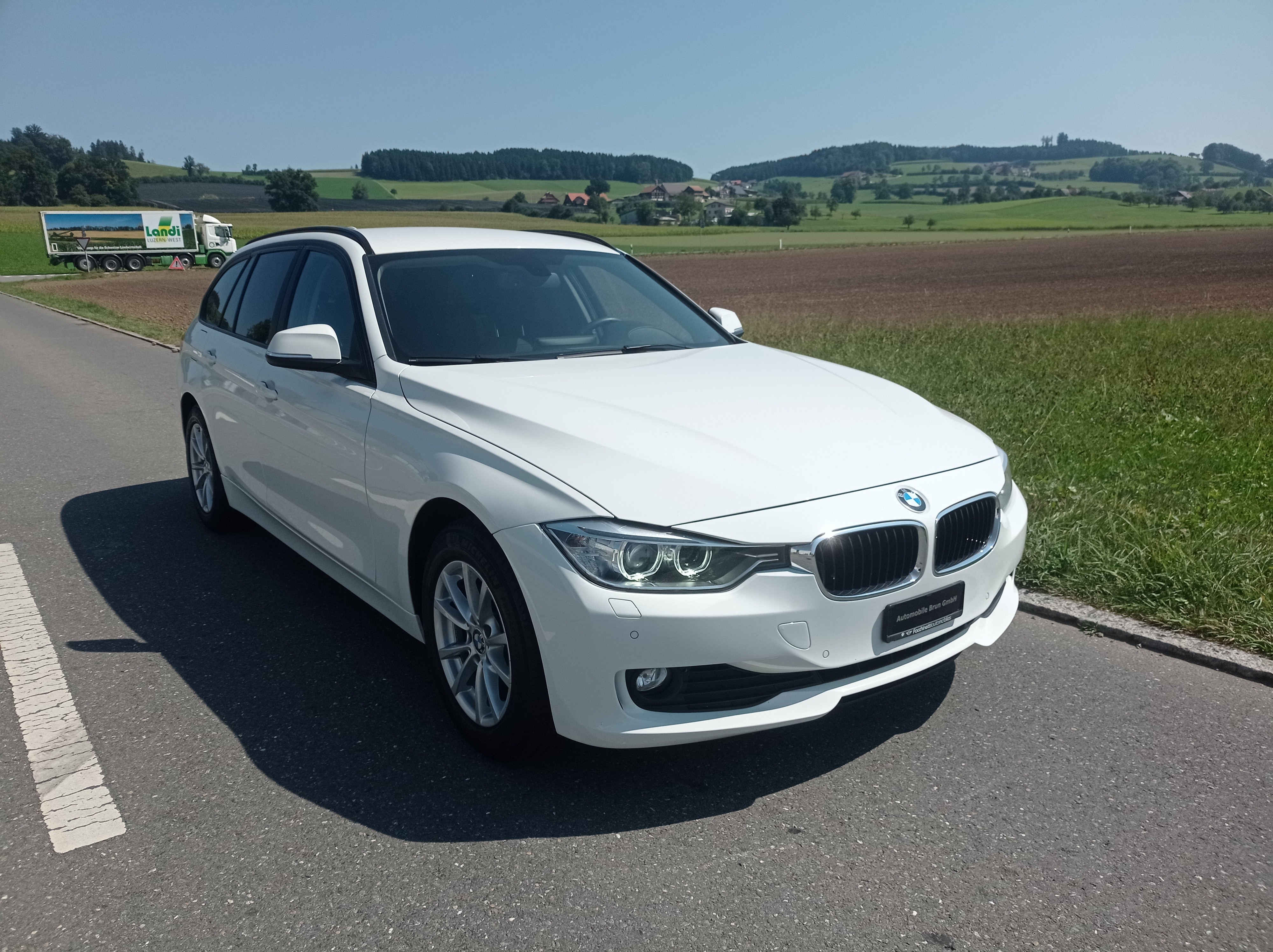 BMW 320d xDrive Touring Sport Line Steptronic