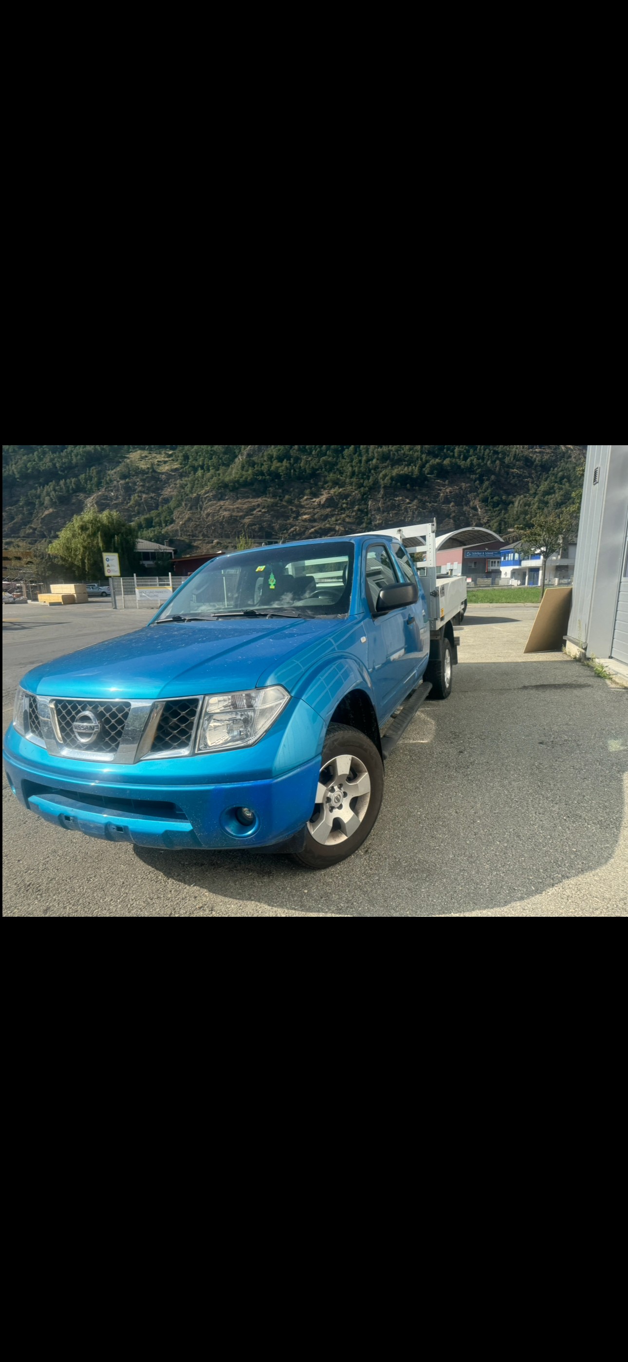 NISSAN Navara King Cab SE 2.5 TDI 4WD