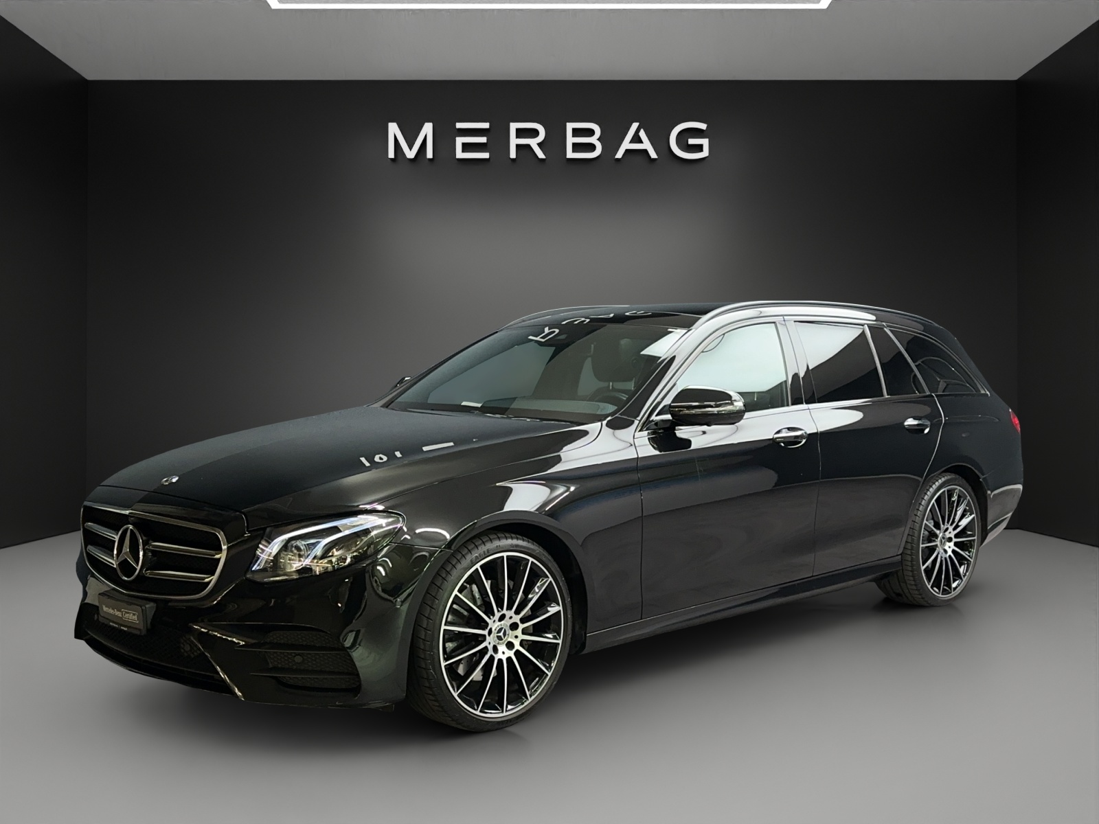 MERCEDES-BENZ E 220 d AMG Line 4Matic