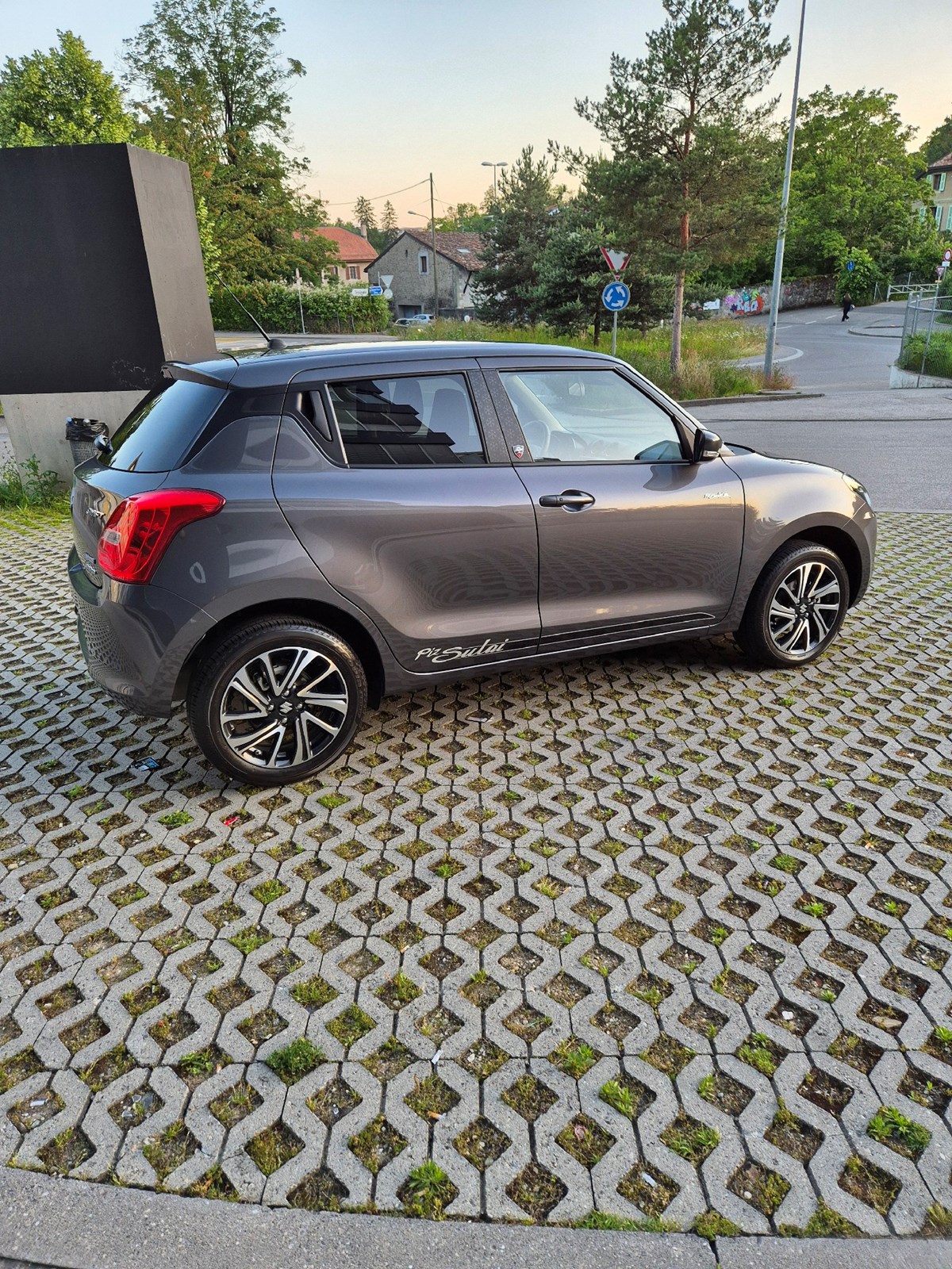 SUZUKI Swift 1.2i Piz Sulai Top Hybrid Allgrip 4x4