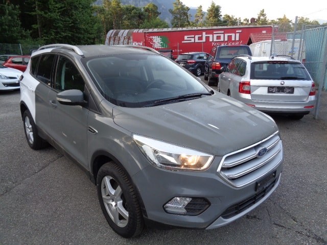 FORD Kuga 2.0 TDCi Trend 4WD PowerShift