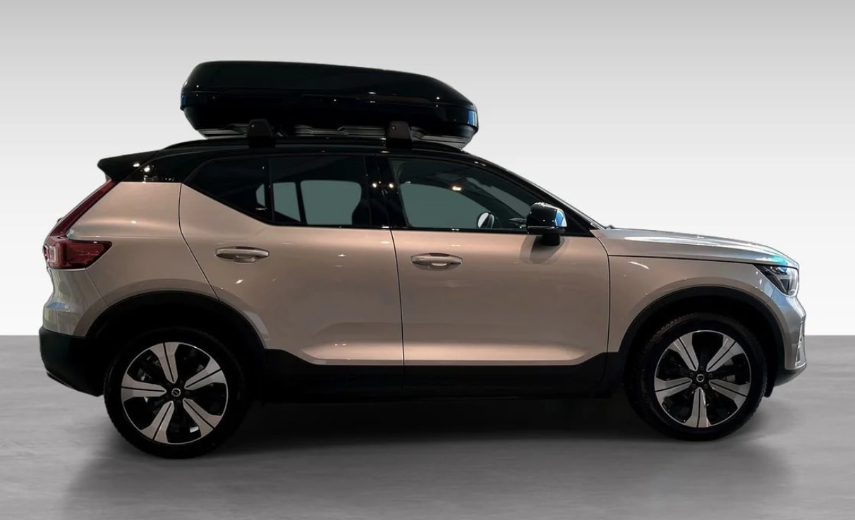 VOLVO XC40 Recharge P6 Core FWD