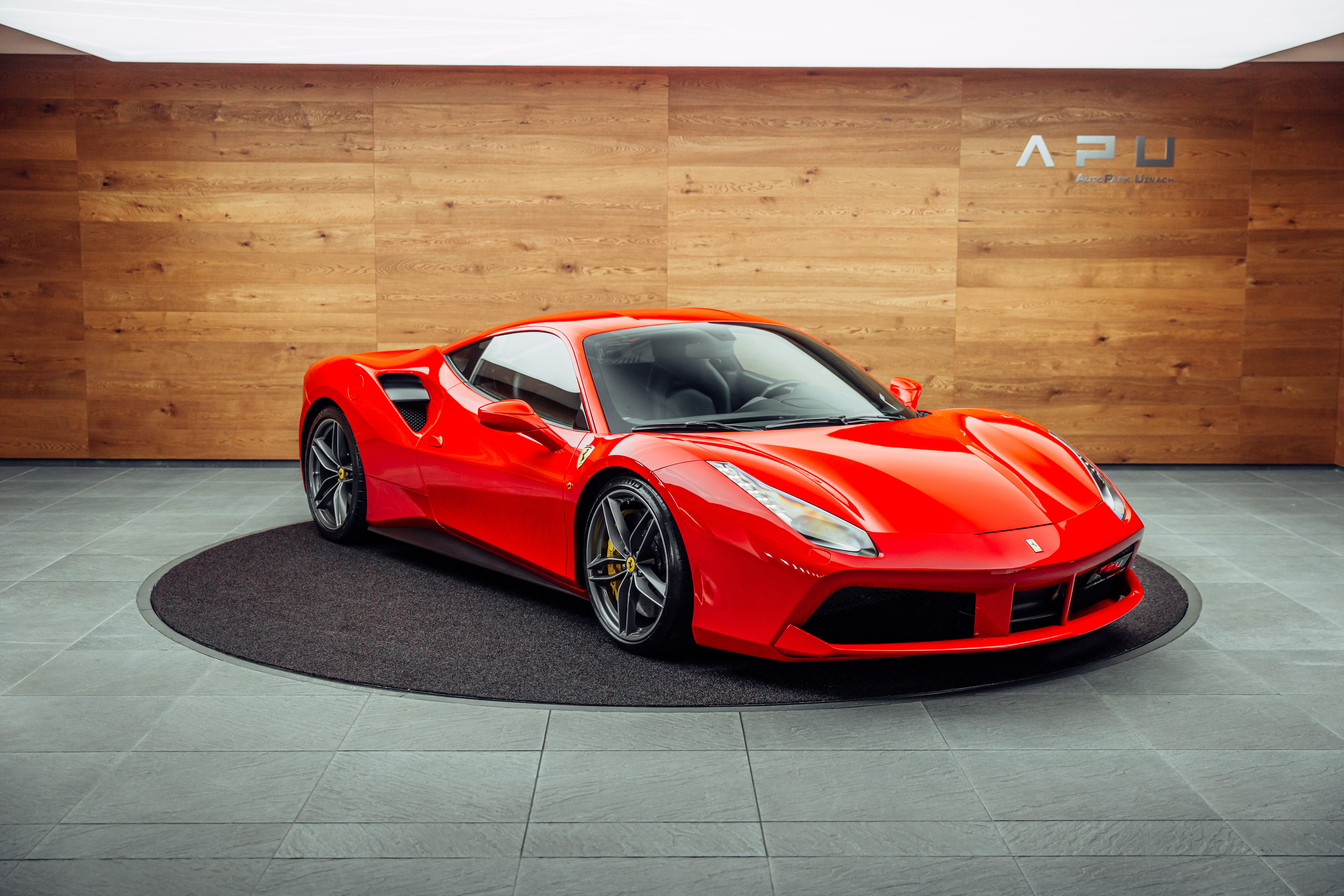 FERRARI 488 GTB 3.9 V8