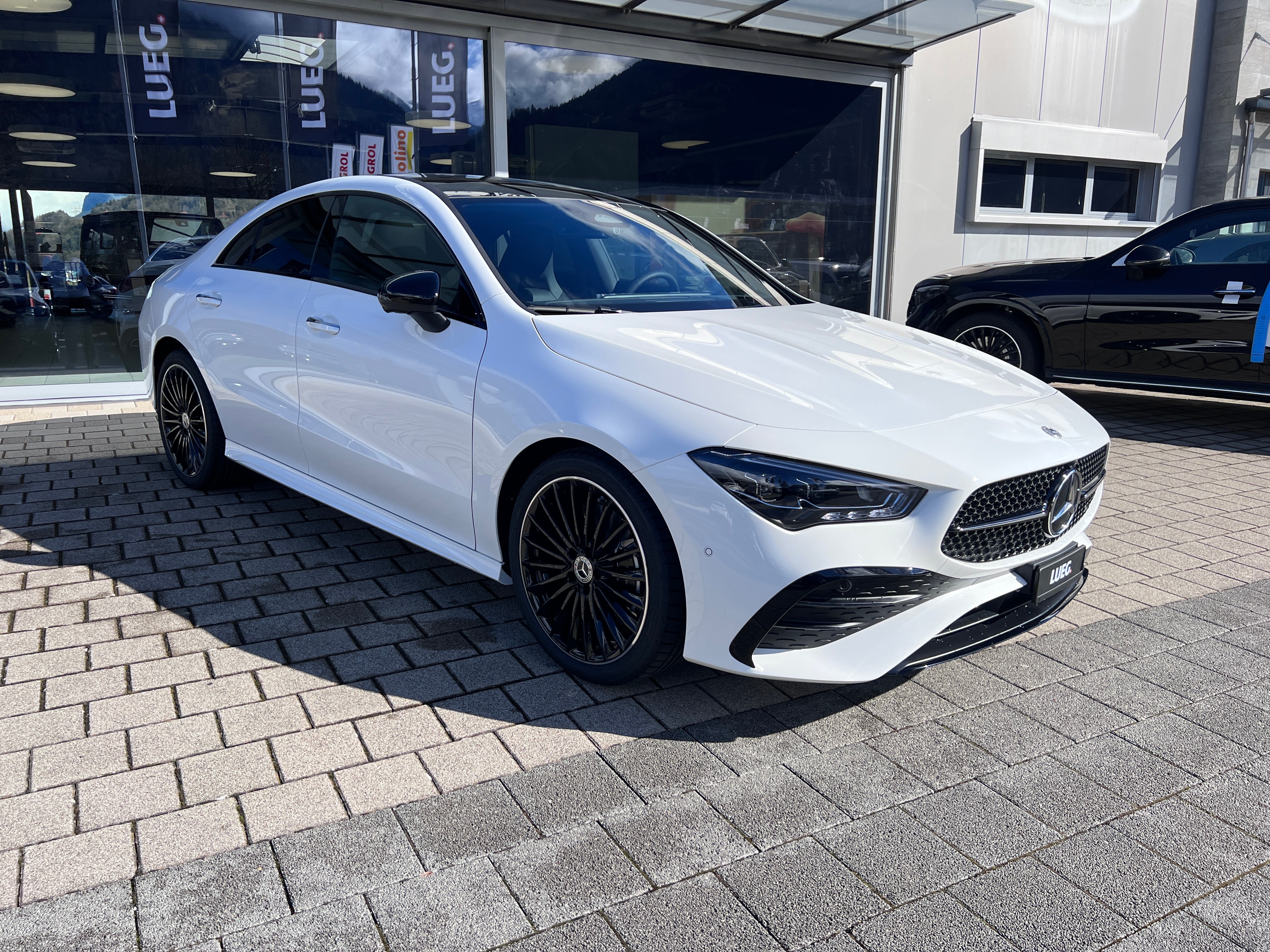 MERCEDES-BENZ CLA 250 4Matic 8G-DCT