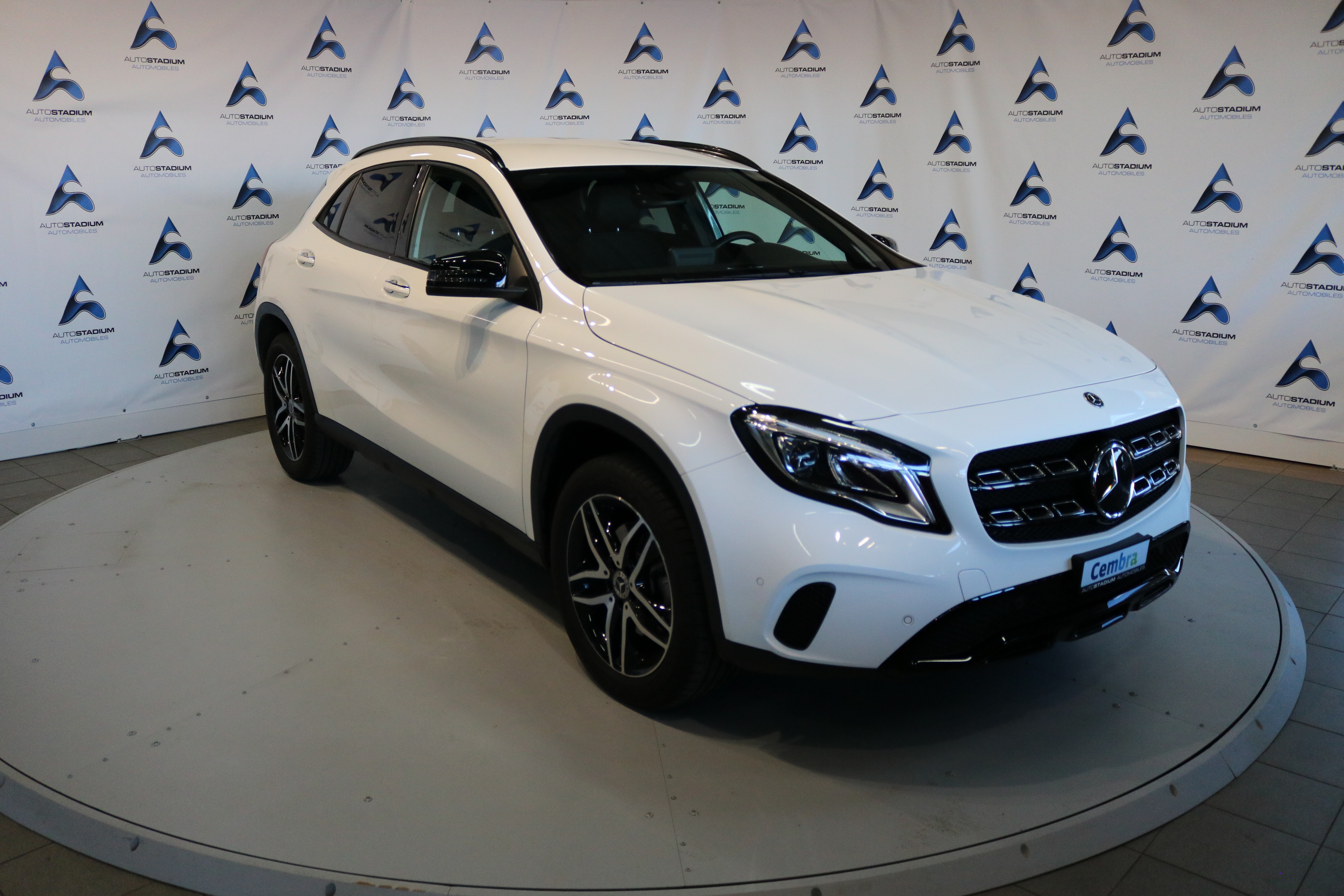 MERCEDES-BENZ GLA 220 4Matic 7G-DCT