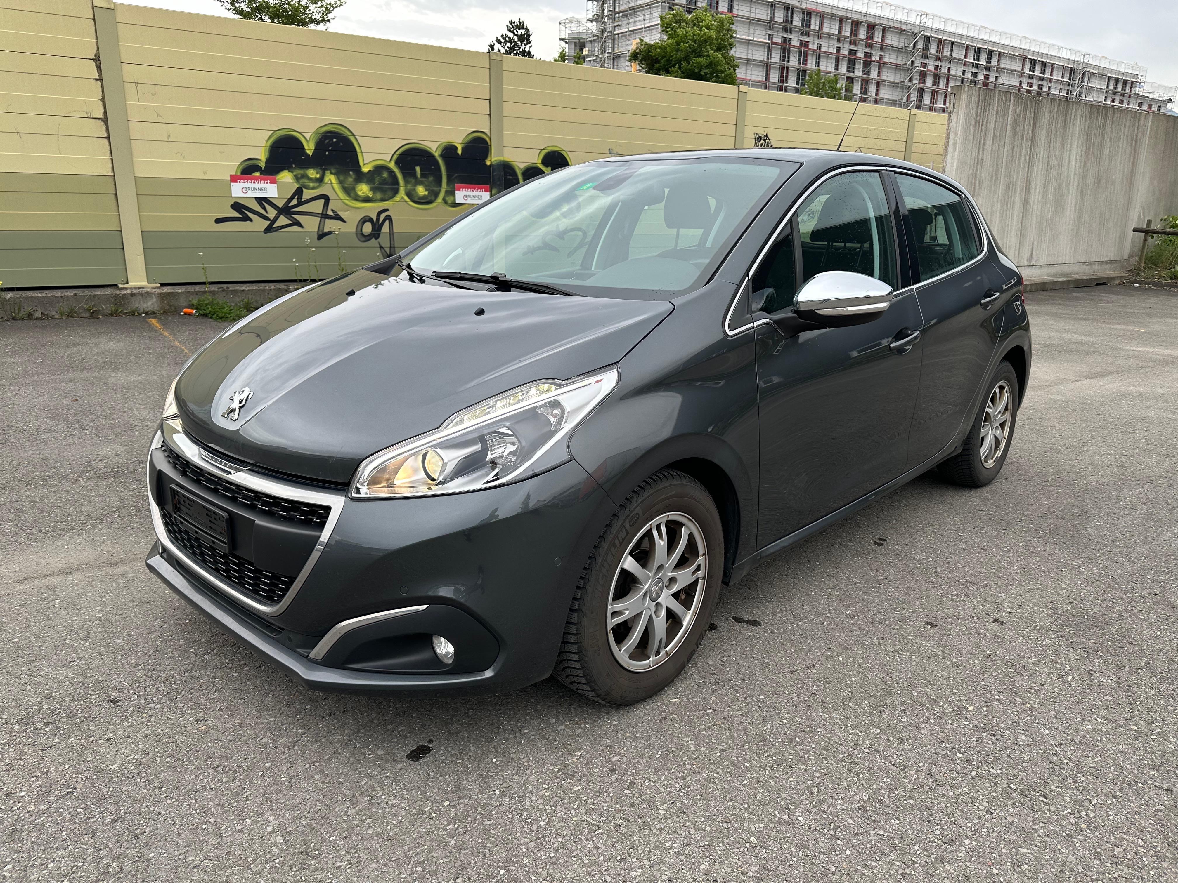 PEUGEOT 208 1.2 PureTech Active