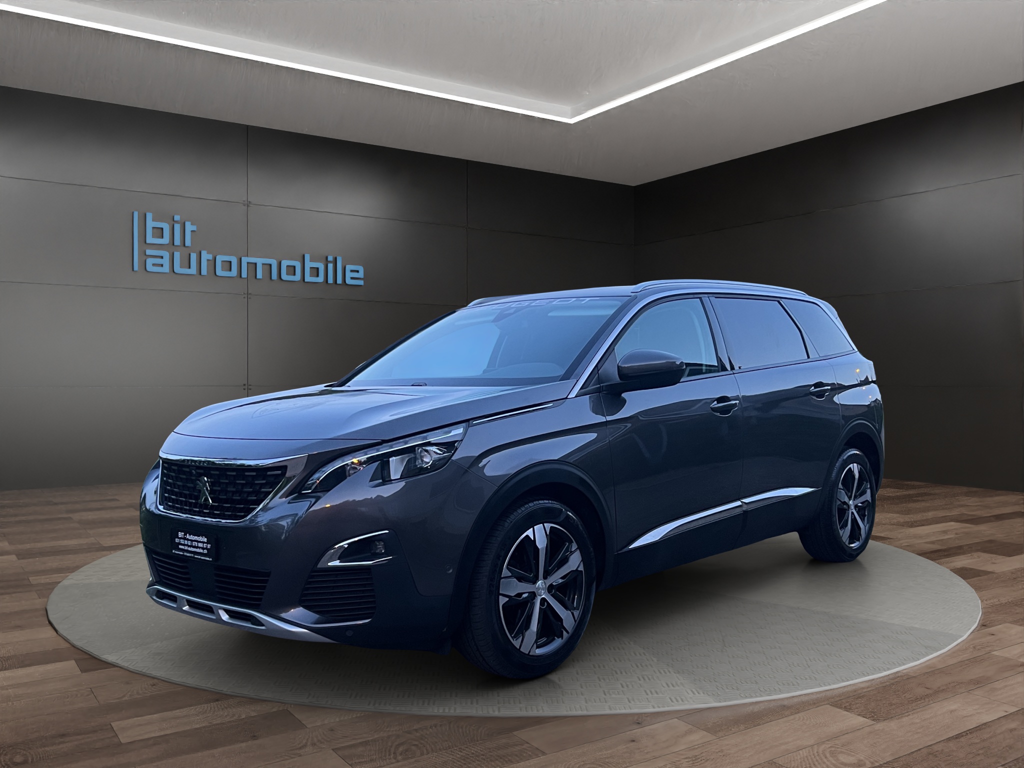 PEUGEOT 5008 1.6 THP Allure EAT