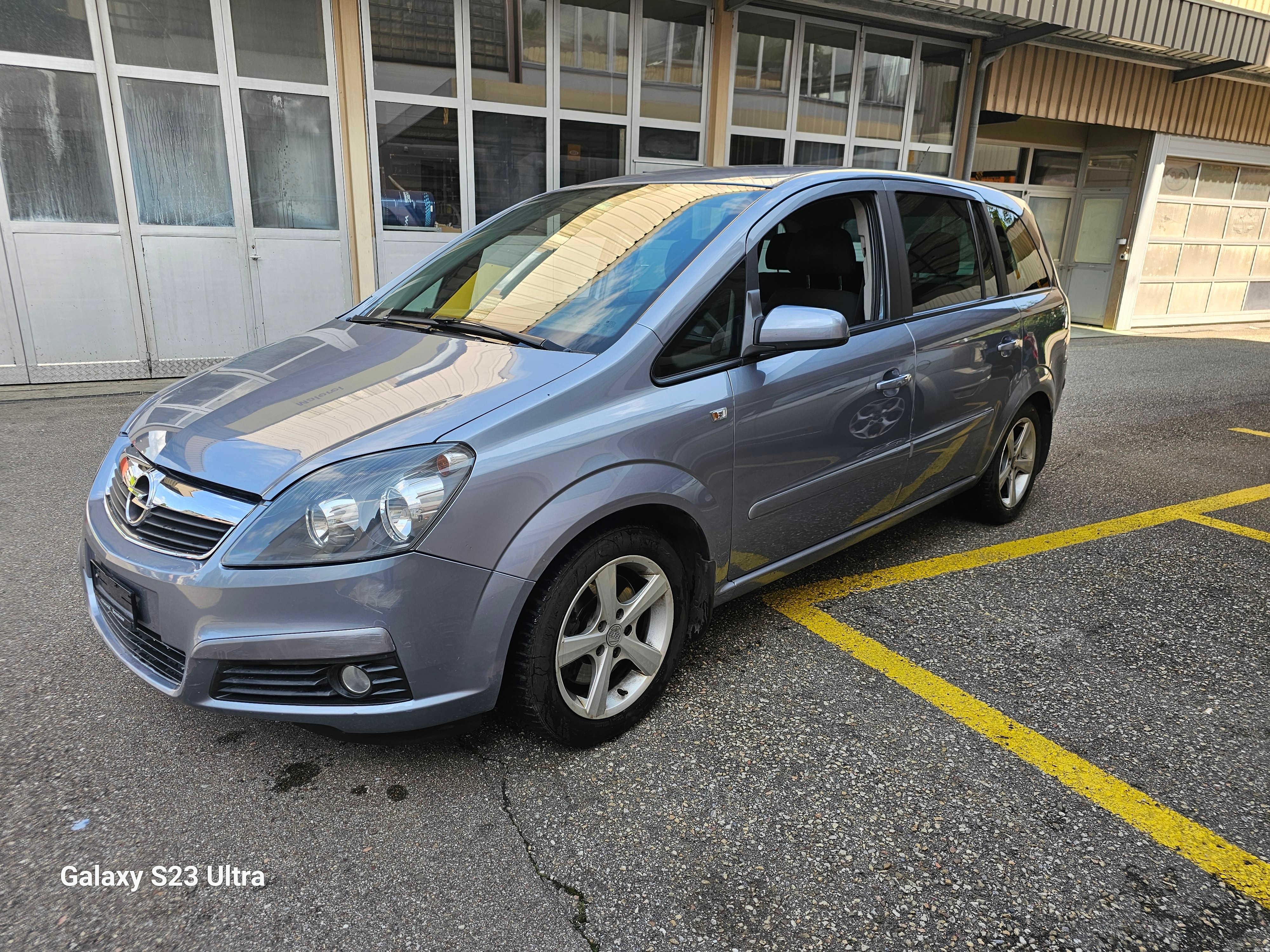 OPEL Zafira 1.9 CDTI Enjoy Automatic