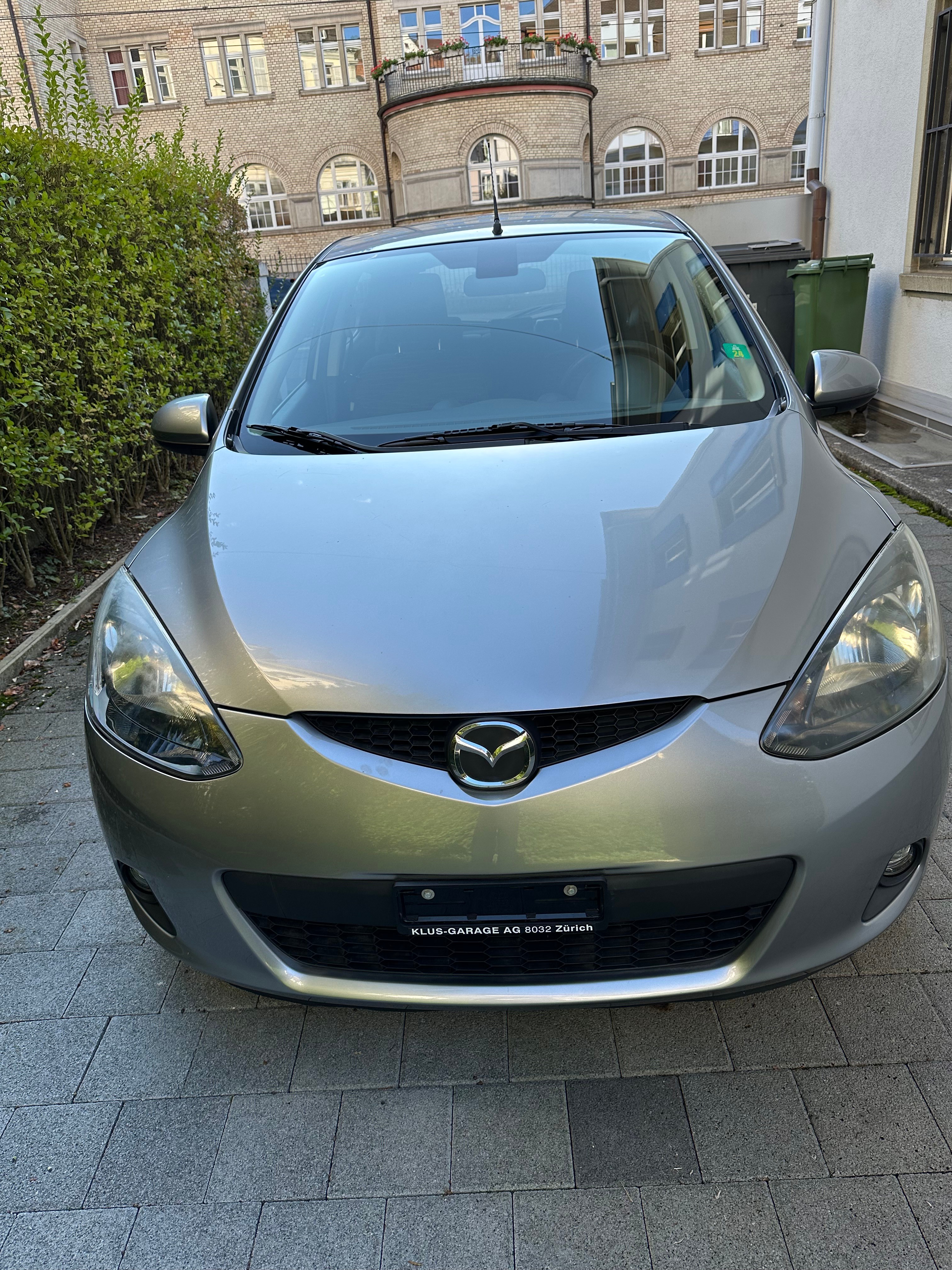 MAZDA 2 1.3i 16V Exclusive