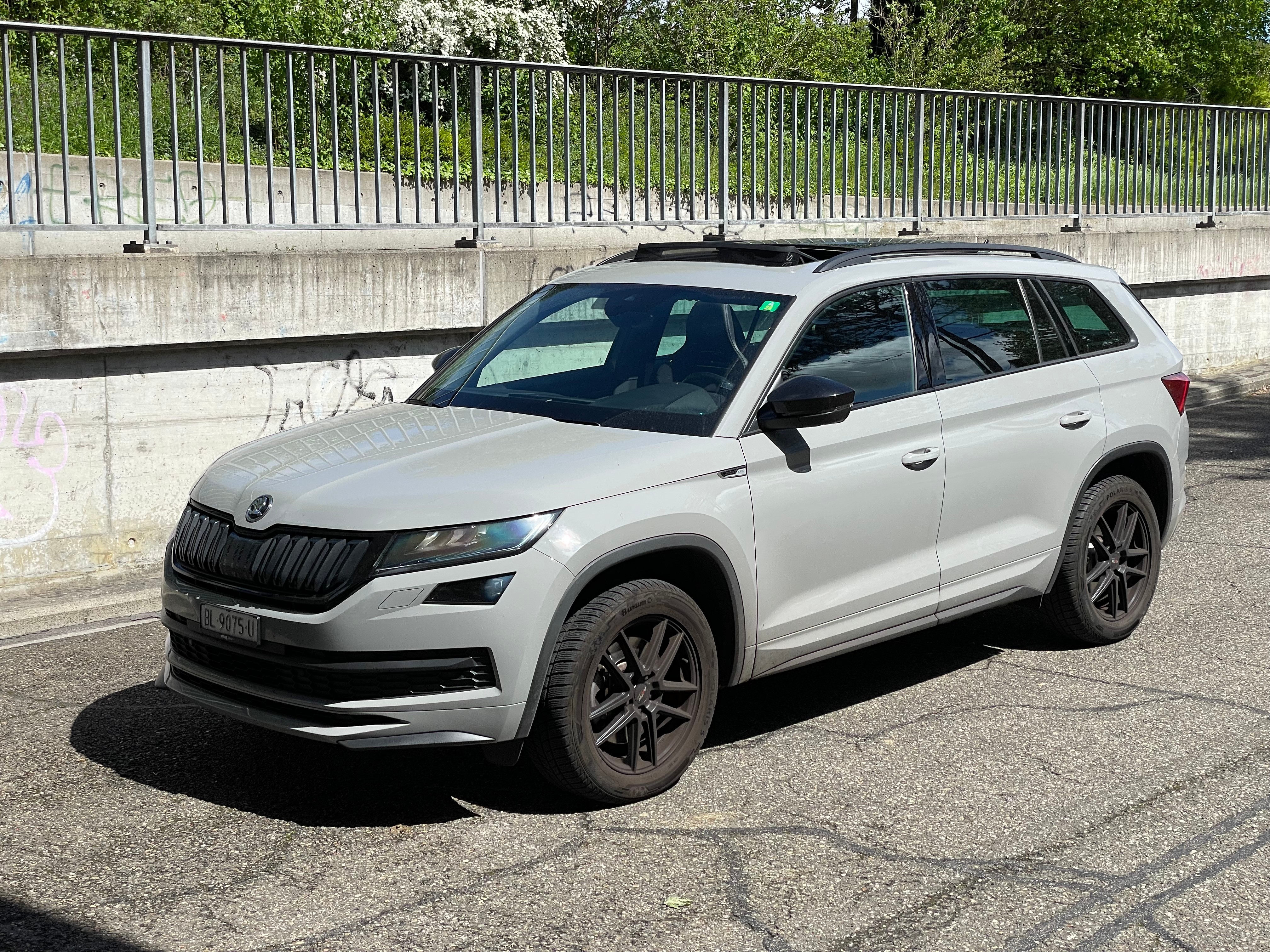 SKODA Kodiaq 2.0 TSI 4x4 Sport Line