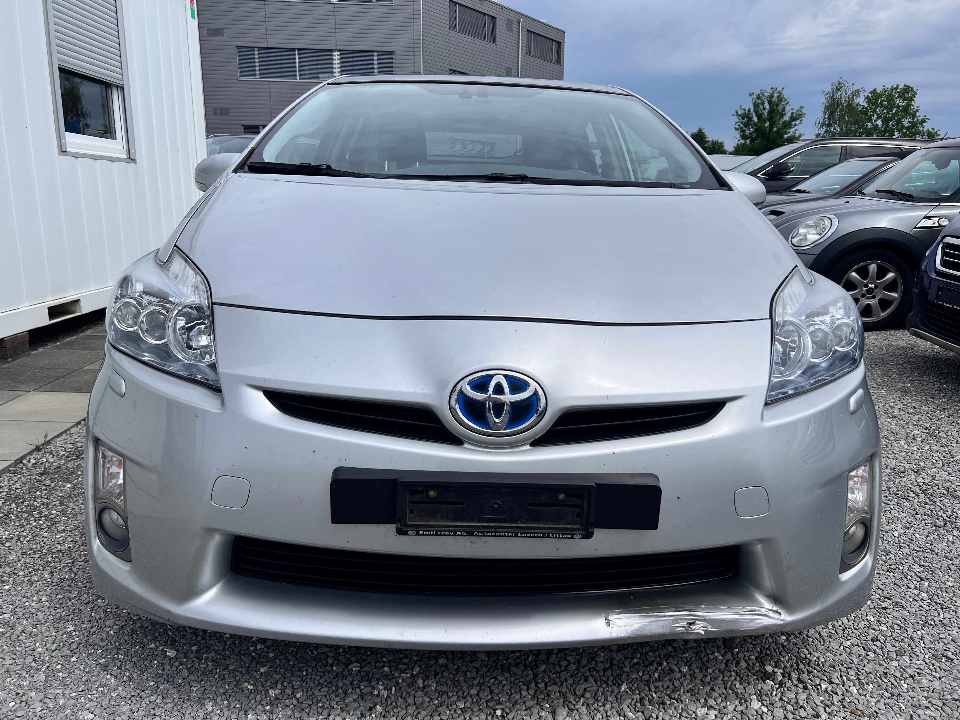 TOYOTA Prius 1.8 16V HSD Sol Premium