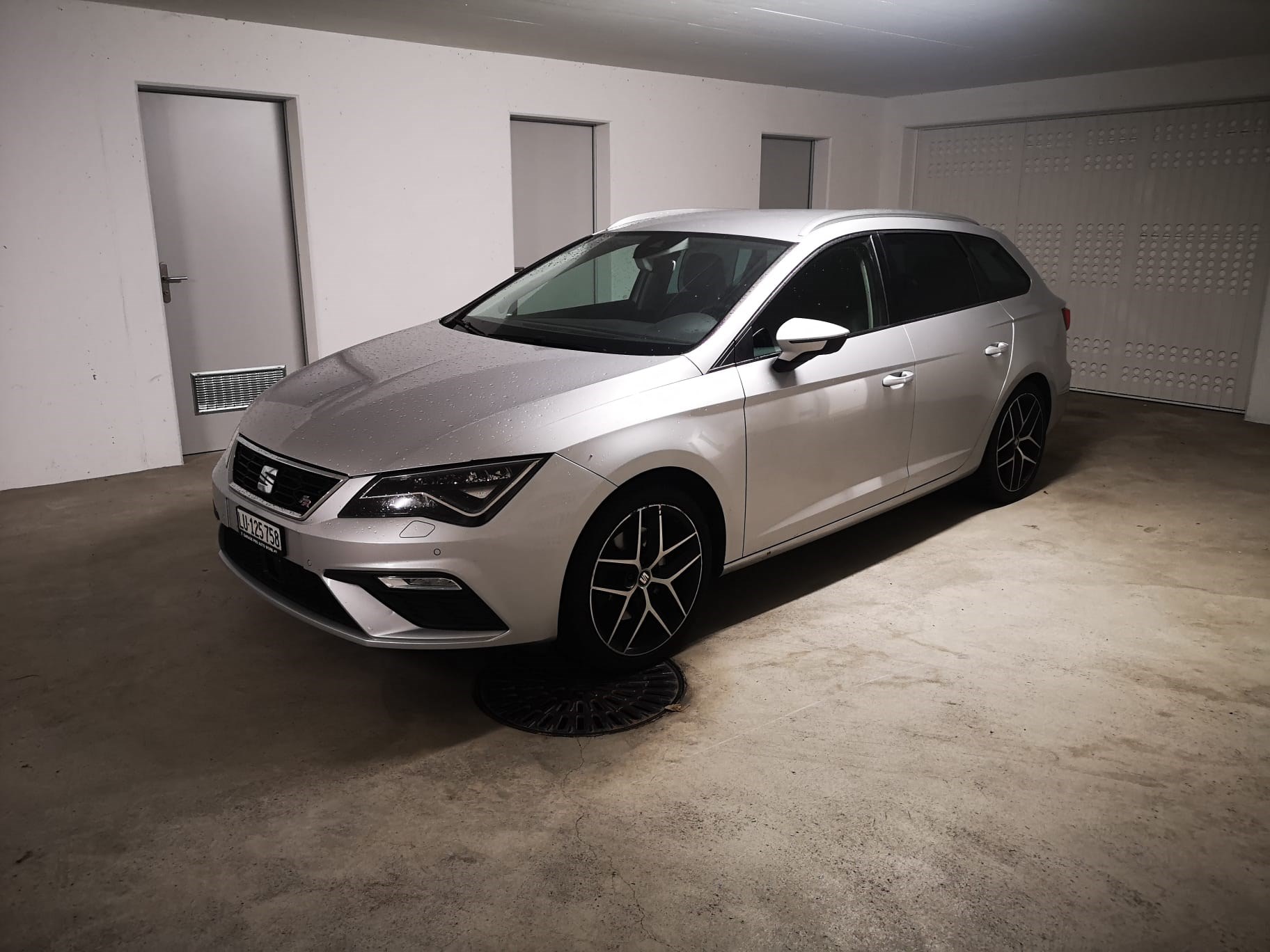 SEAT Leon ST 2.0 TDI CR FR Line DSG