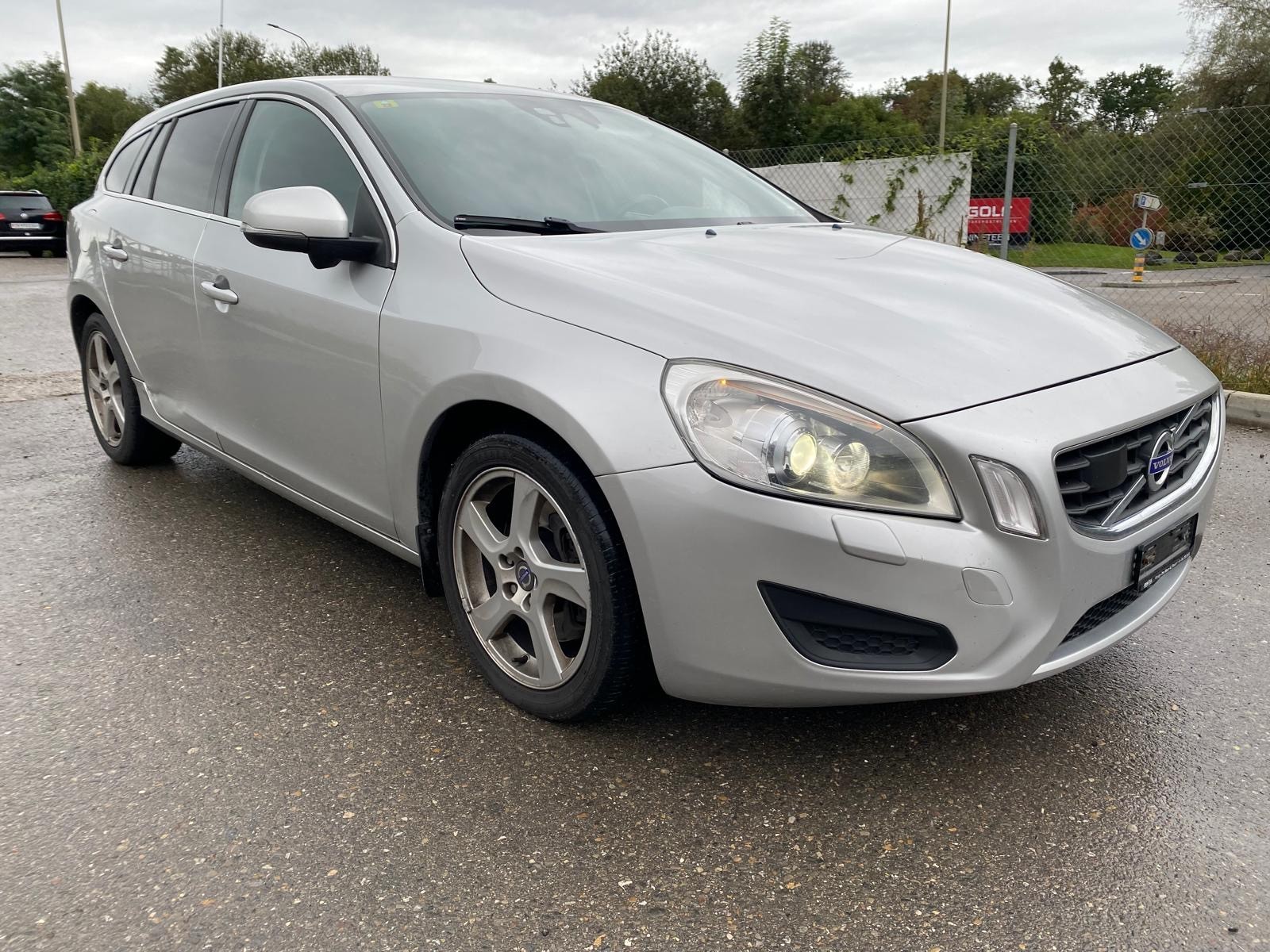 VOLVO V60 D5 AWD Geartronic