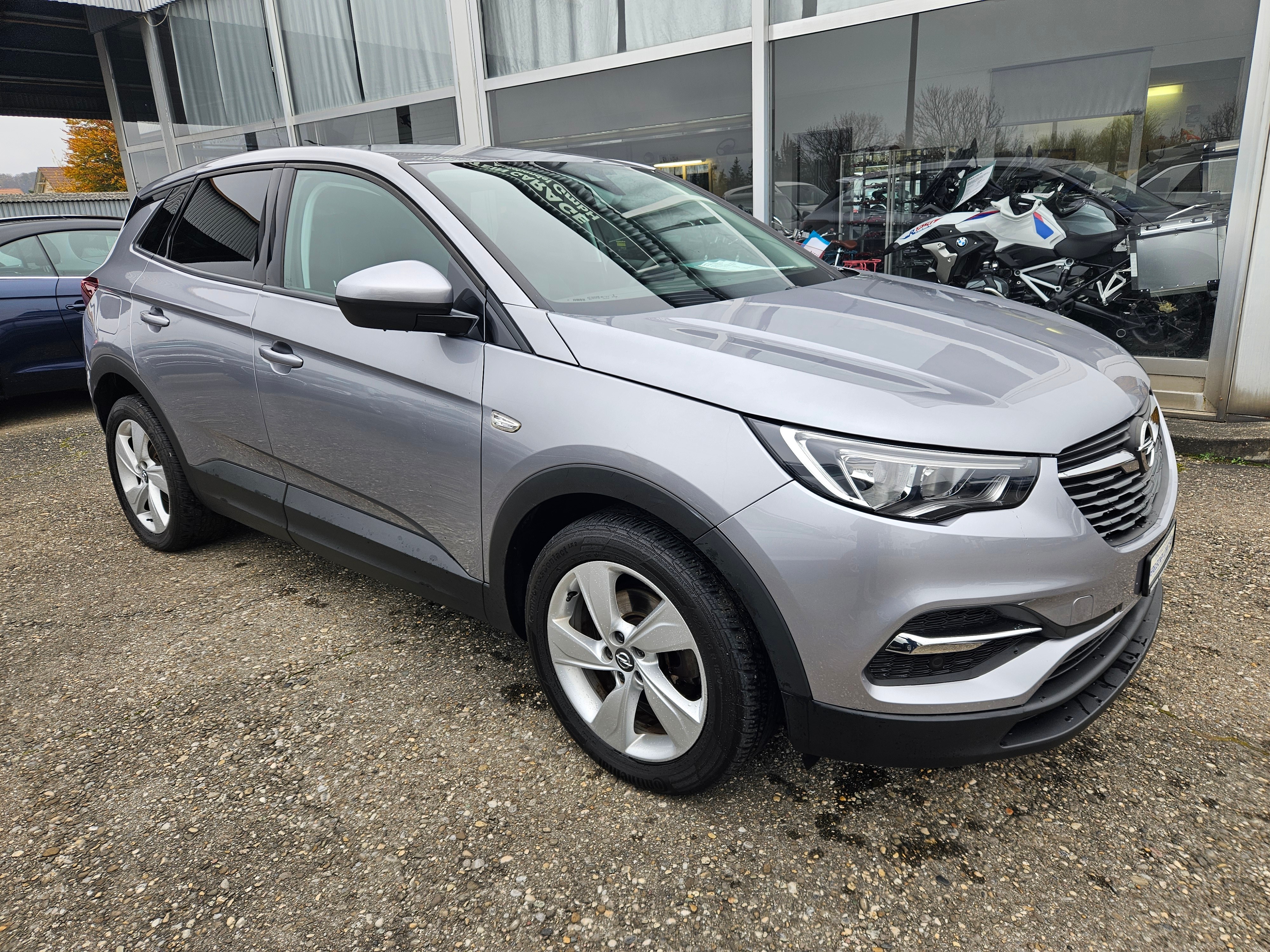 OPEL Grandland X 1.2i TP Enjoy Automatik