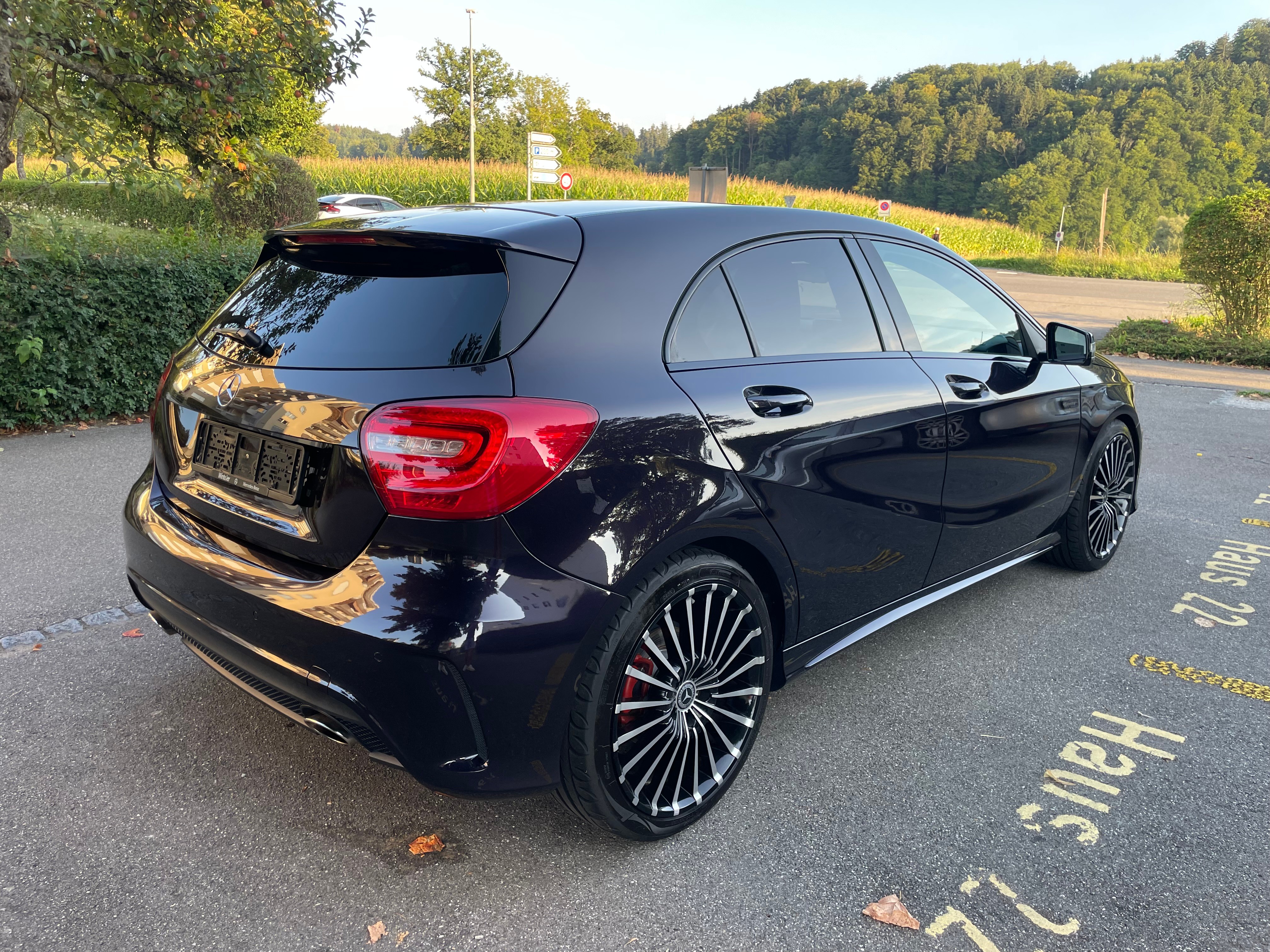 MERCEDES-BENZ A 200 AMG Line 7G-DCT