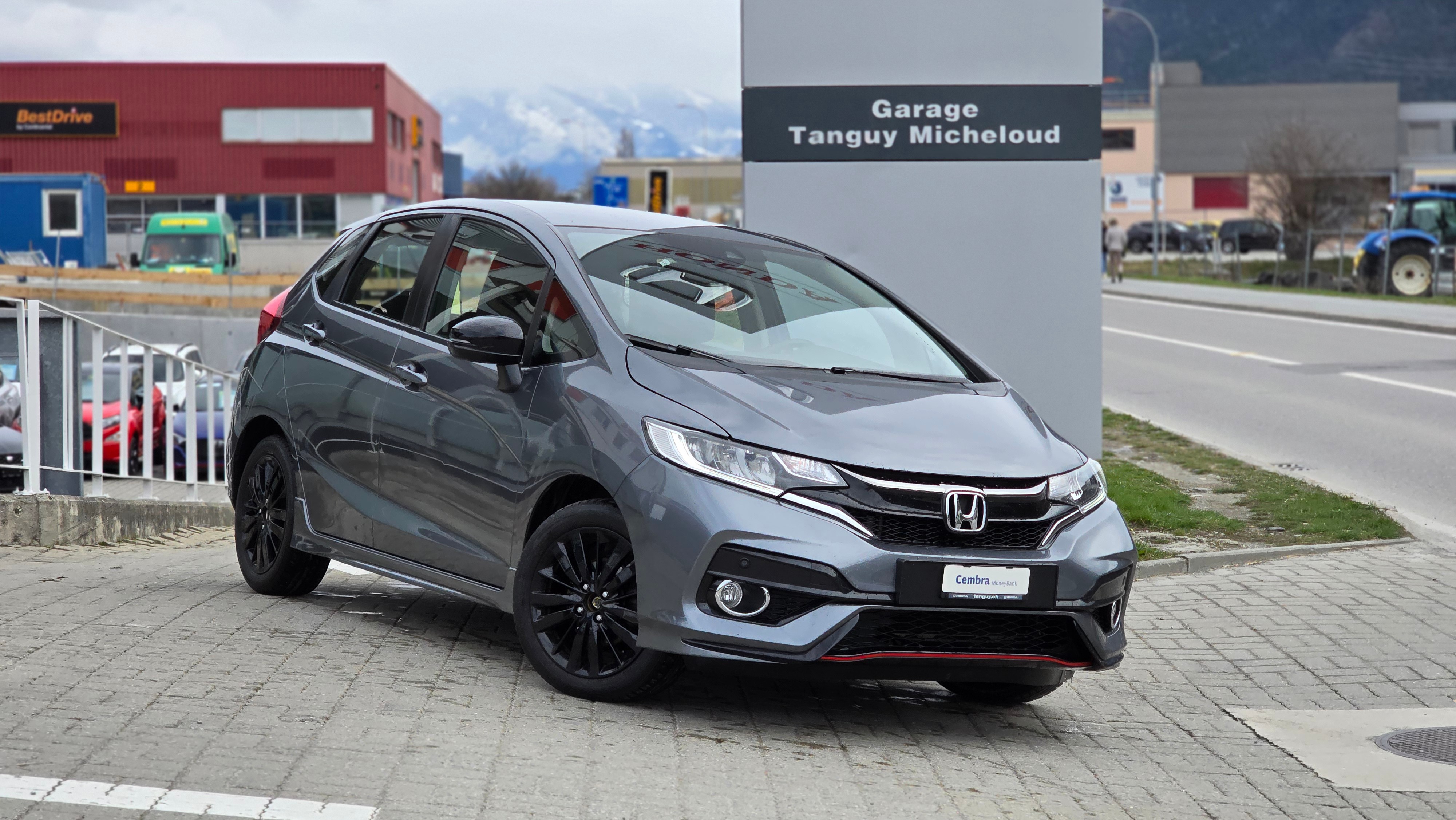 HONDA Jazz 1.5i-VTEC Dynamic