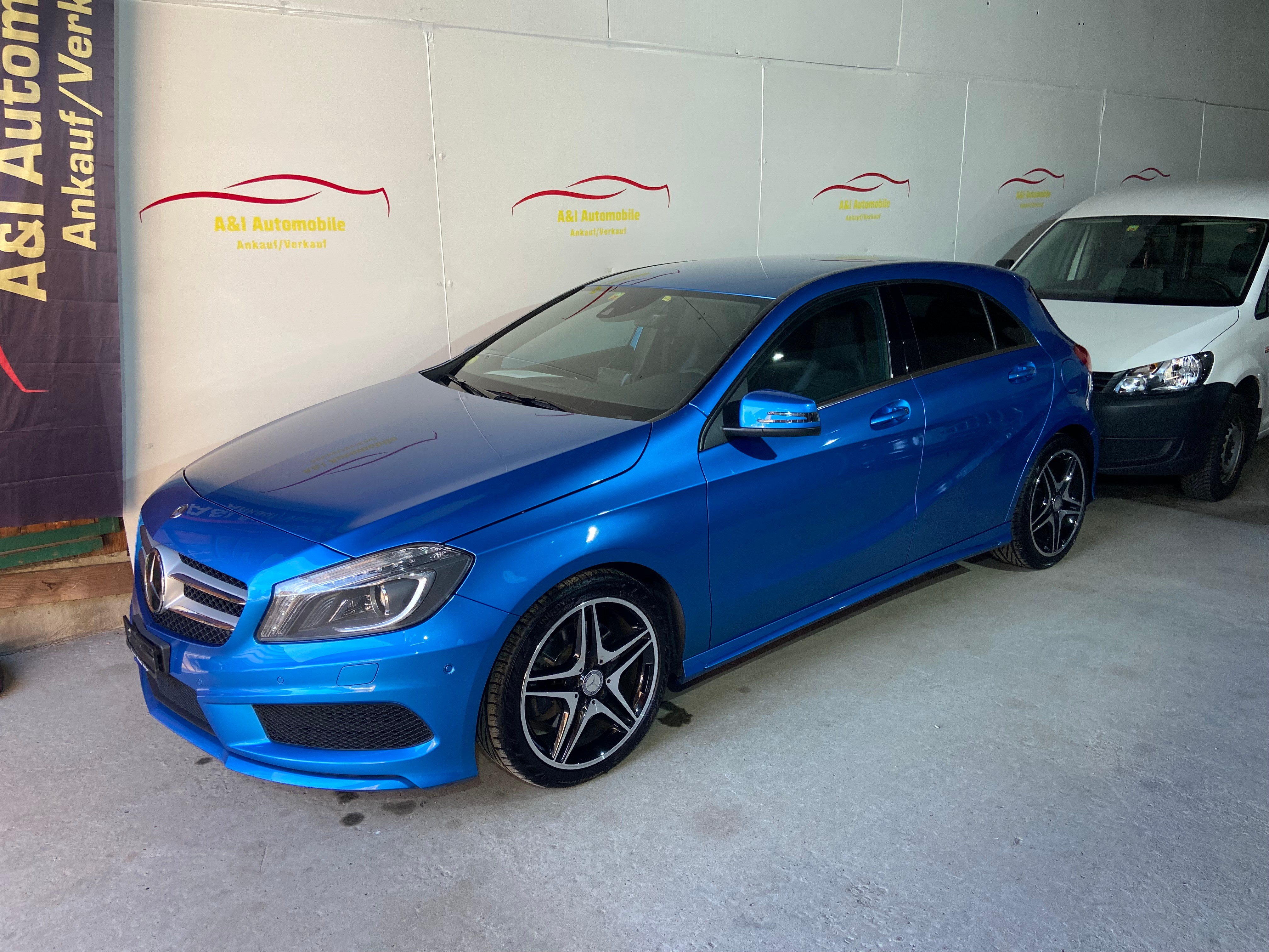 MERCEDES-BENZ A 220 CDI AMG Line 7G-DCT