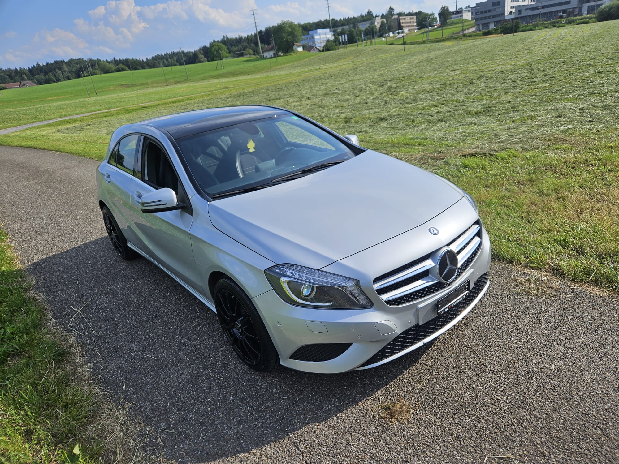 MERCEDES-BENZ A 200 Urban 7G-DCT