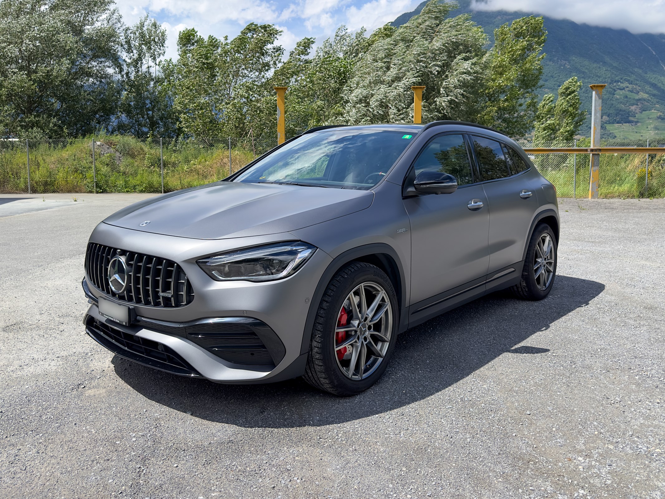 MERCEDES-BENZ GLA 35 AMG 4Matic 8G-Speedshift DCT