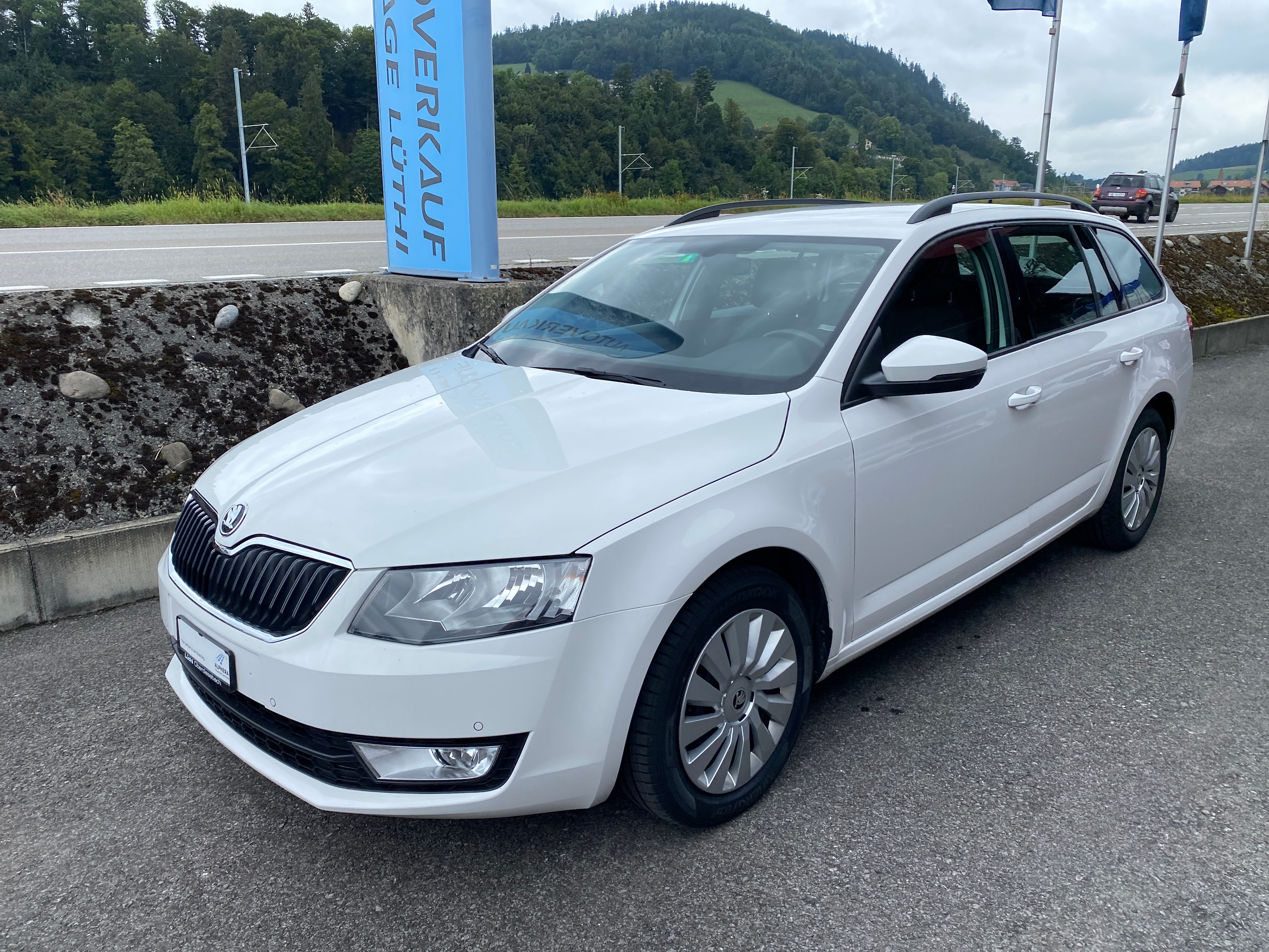 SKODA Octavia Combi 2.0 TDI Ambition DSG