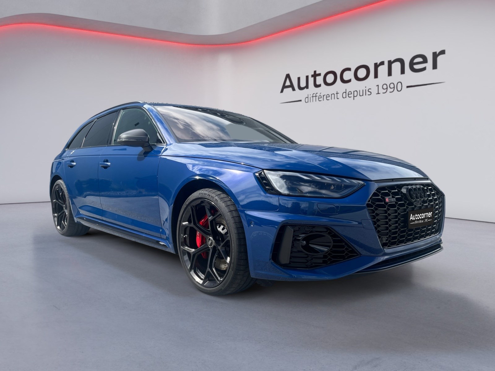 AUDI RS4 Avant quattro tiptronic