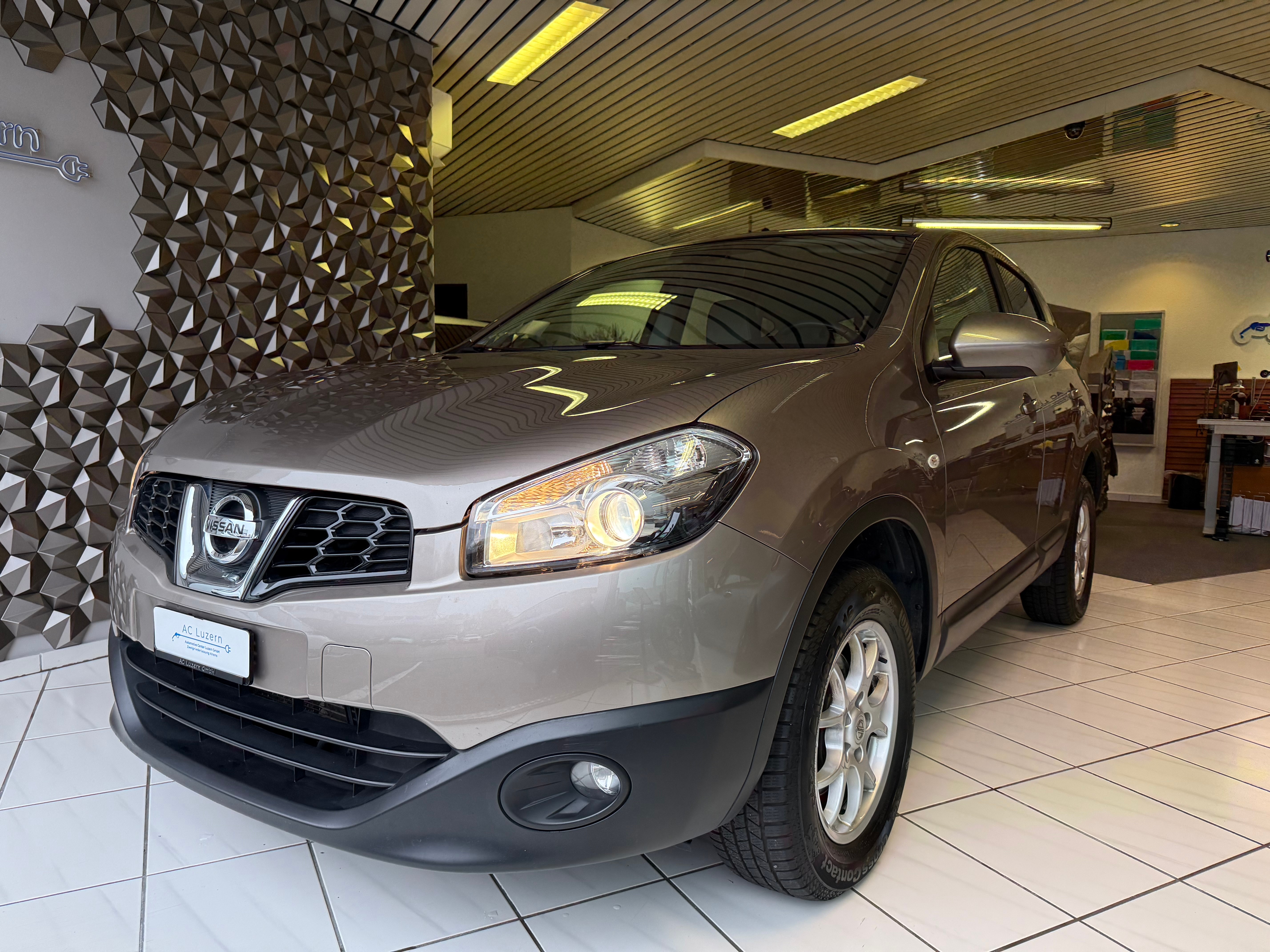 NISSAN Qashqai 2.0 4WD tekna XTronic CVT