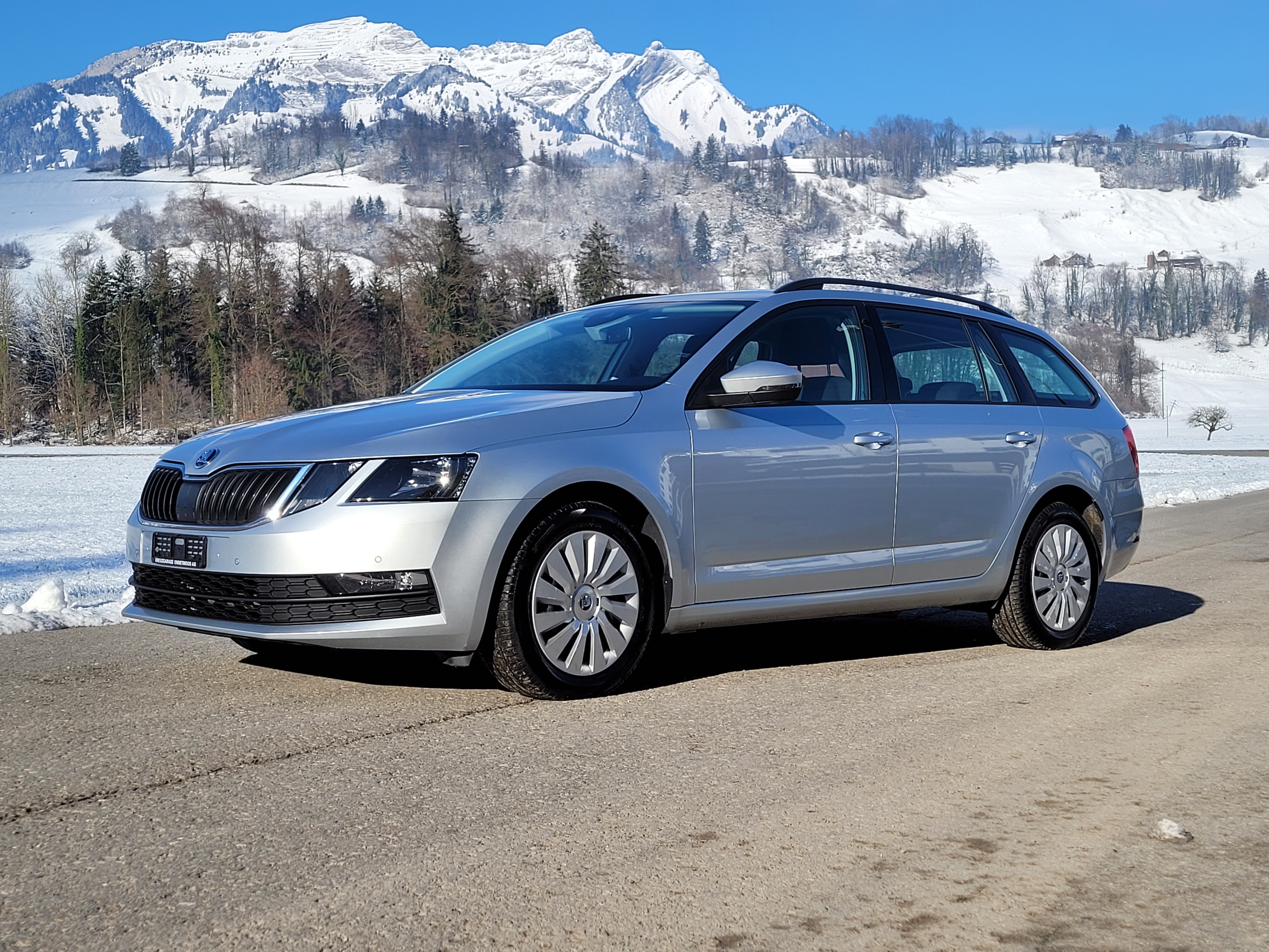 SKODA Octavia Combi 2.0 TSI Ambition 4x4 DSG *Allrad+frisch ab MFK*