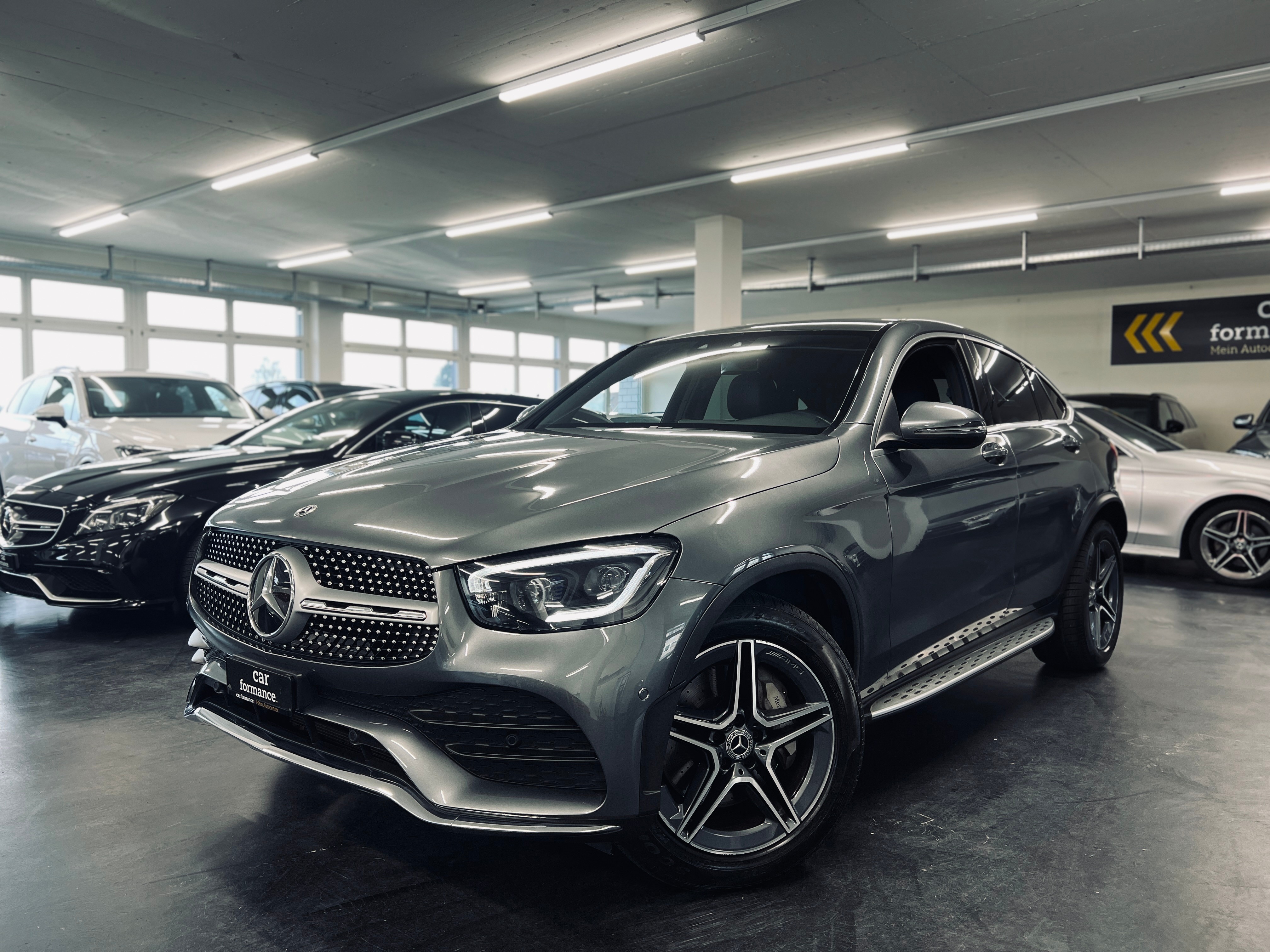 MERCEDES-BENZ GLC 200 AMG Line 4m Coupé