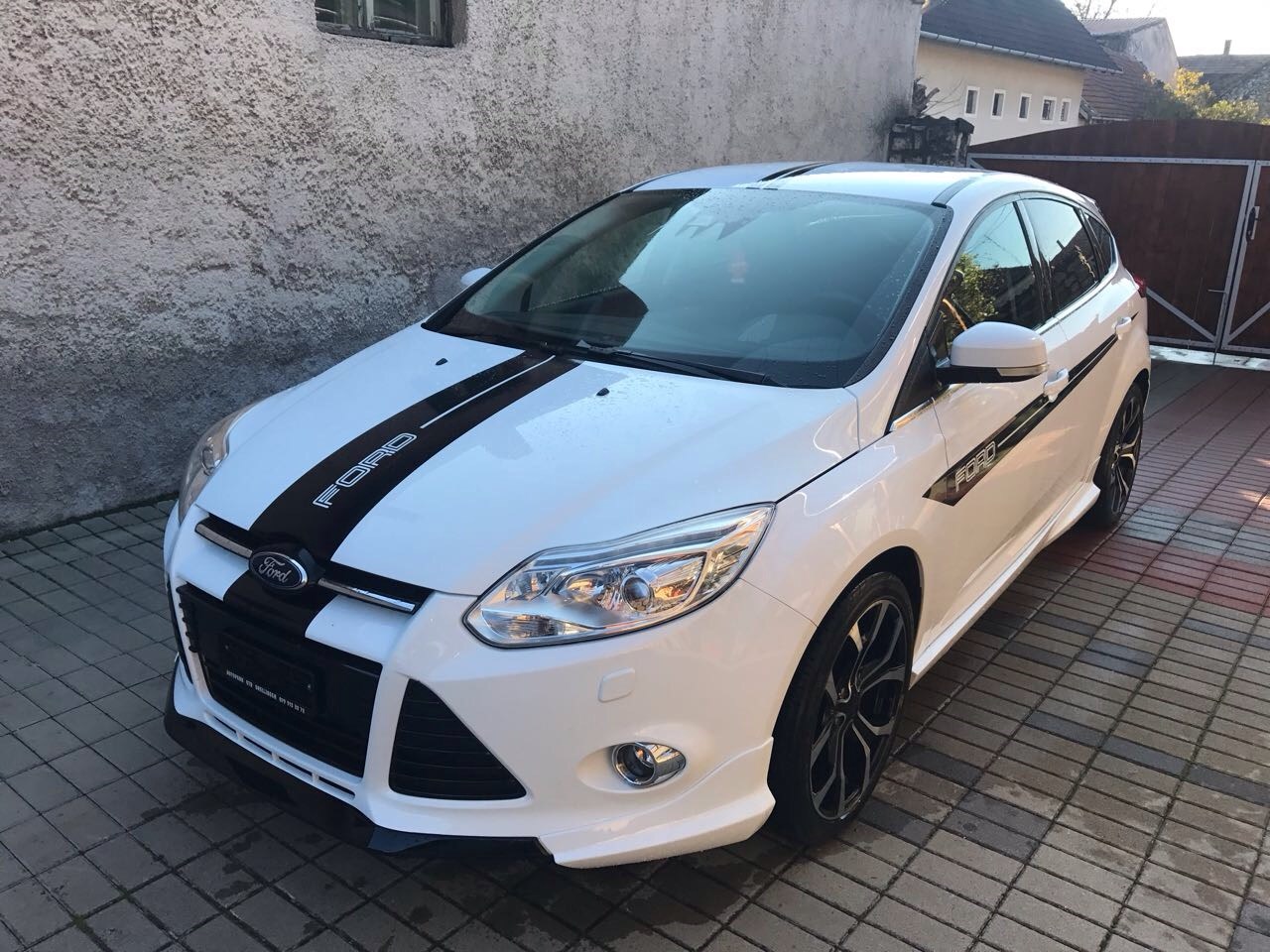 FORD Focus 1.6 SCTi Carving