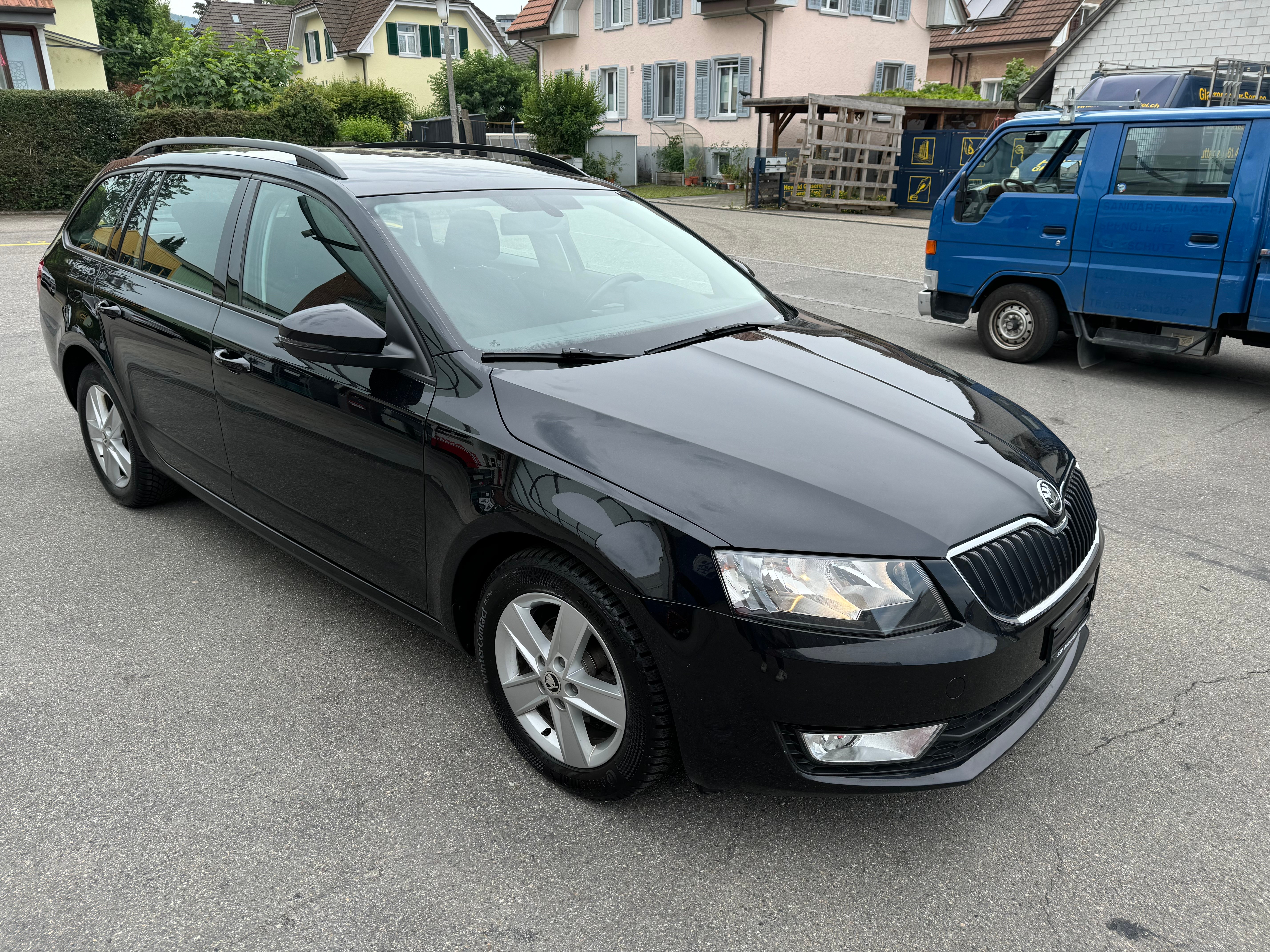 SKODA Octavia Combi 1.6 TDI Ambition DSG