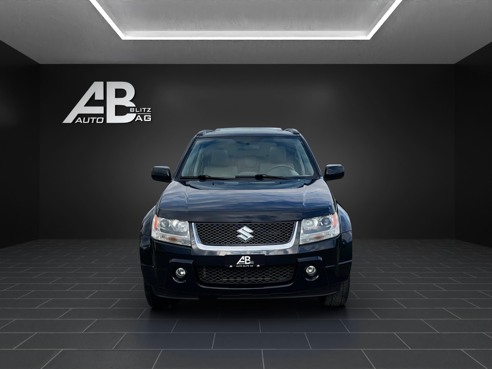 SUZUKI Grand Vitara 2.7 24V V6 Top