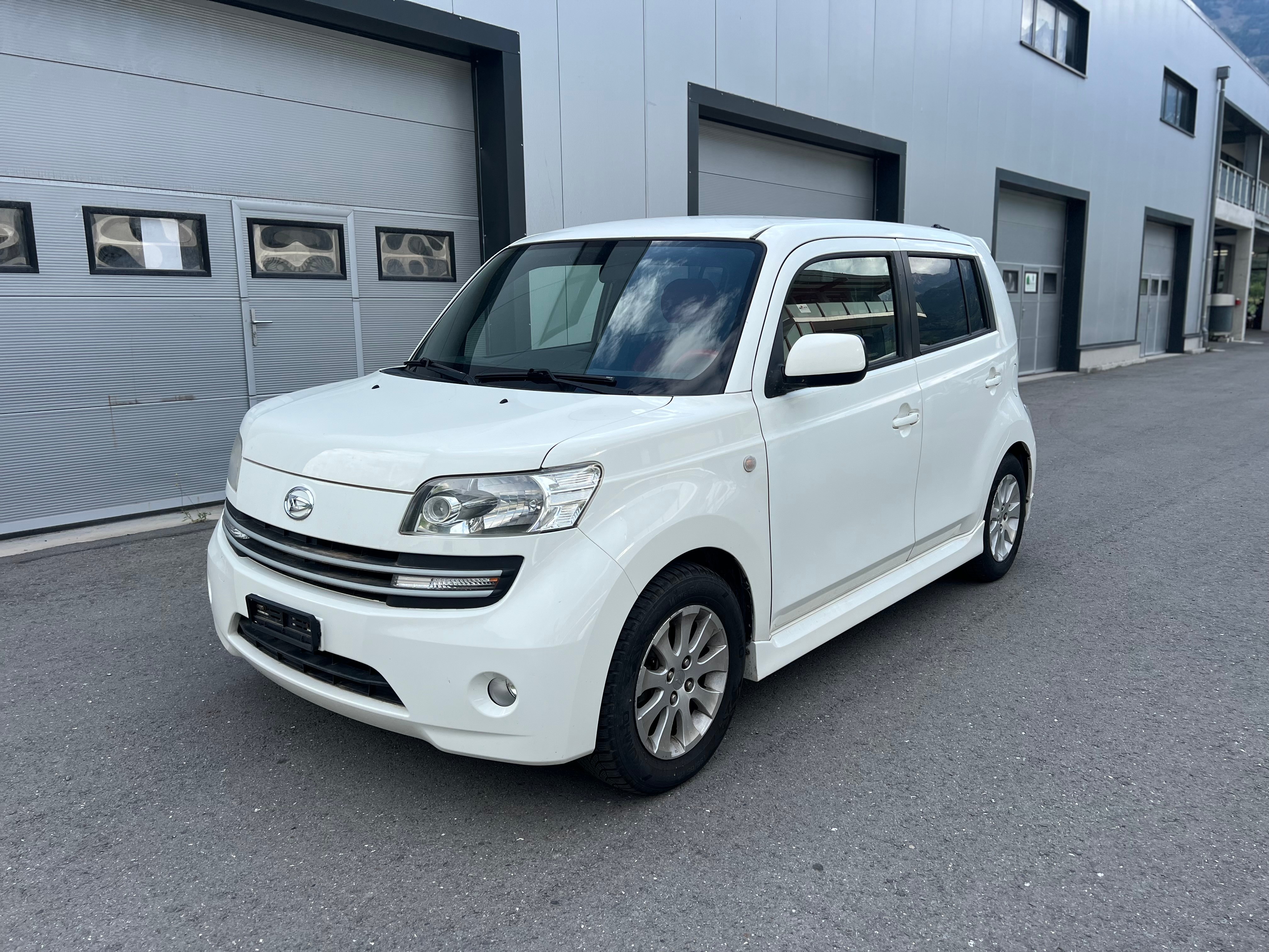 DAIHATSU Materia 1.5