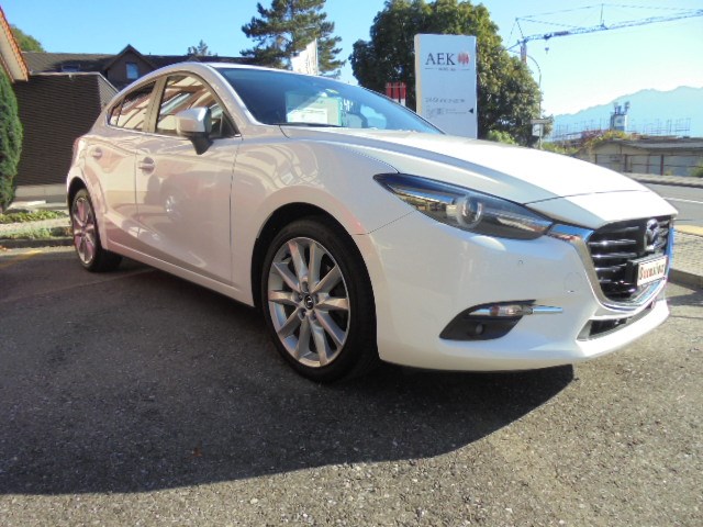 MAZDA 3 SKYACTIV-G 120 Revolution