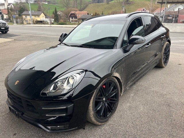 PORSCHE Macan Turbo PDK