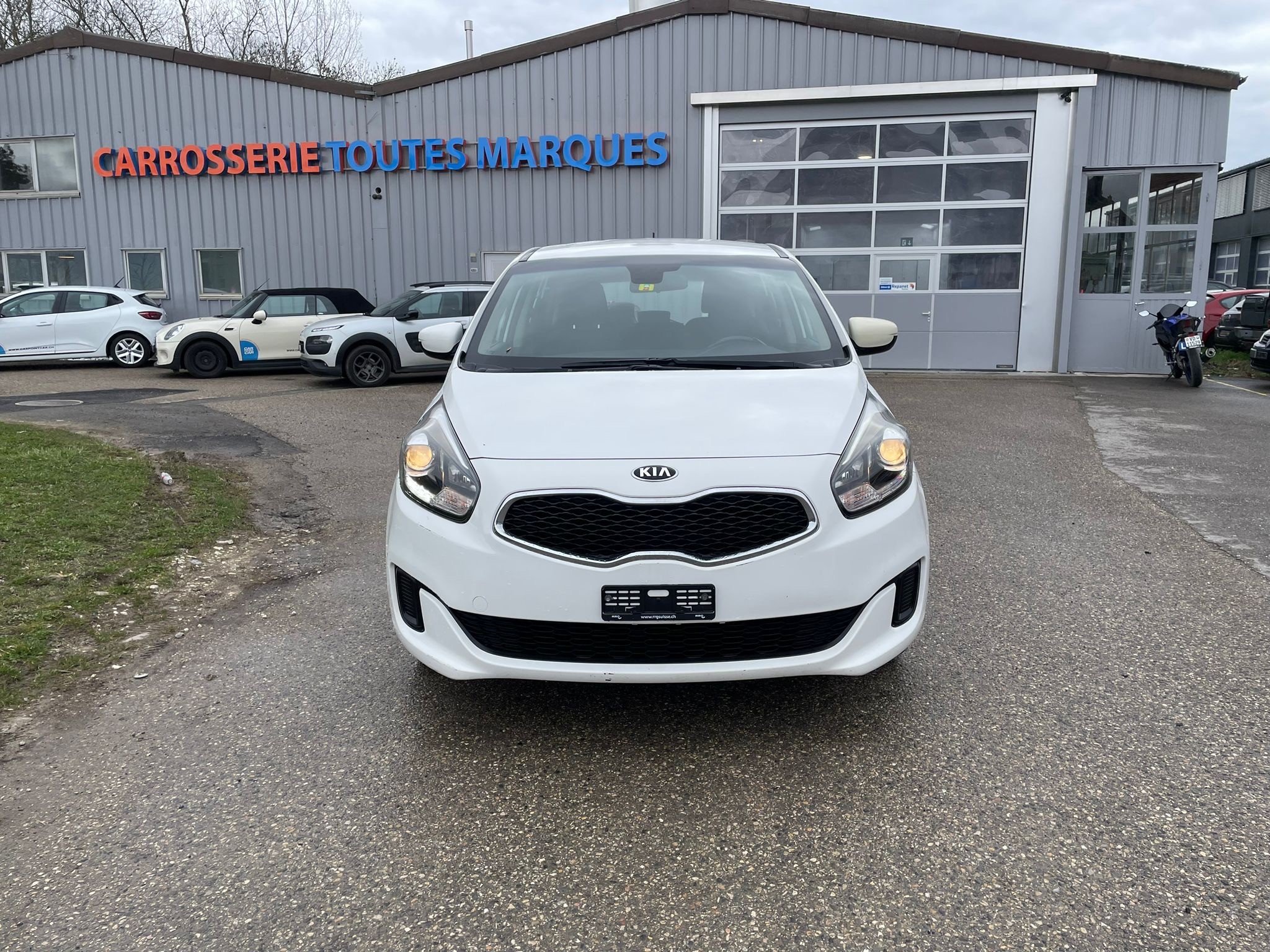 KIA Carens 1.6 GDI Classic