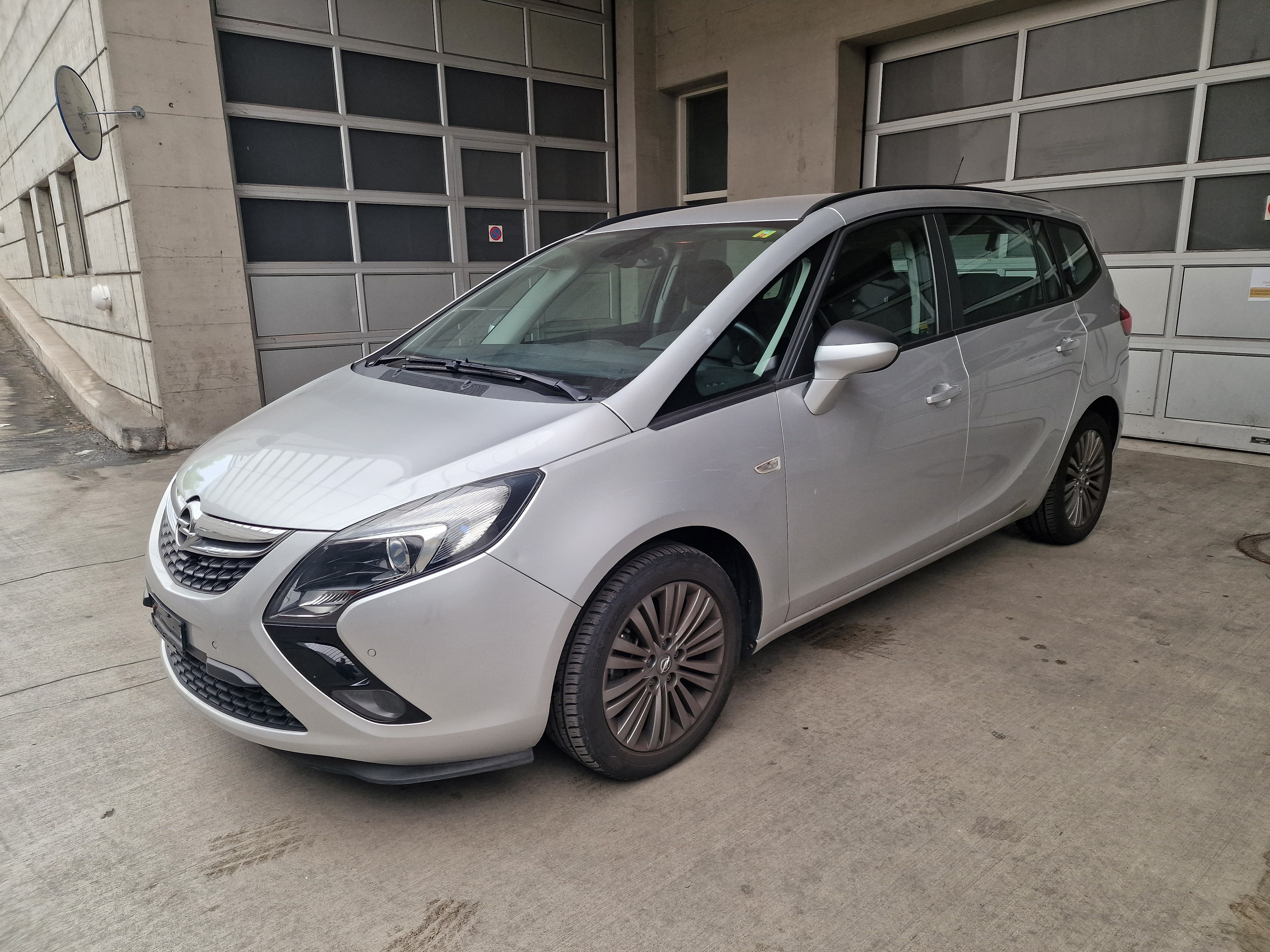 OPEL Zafira Tourer 1.4i 16V Turbo Cosmo Automatic