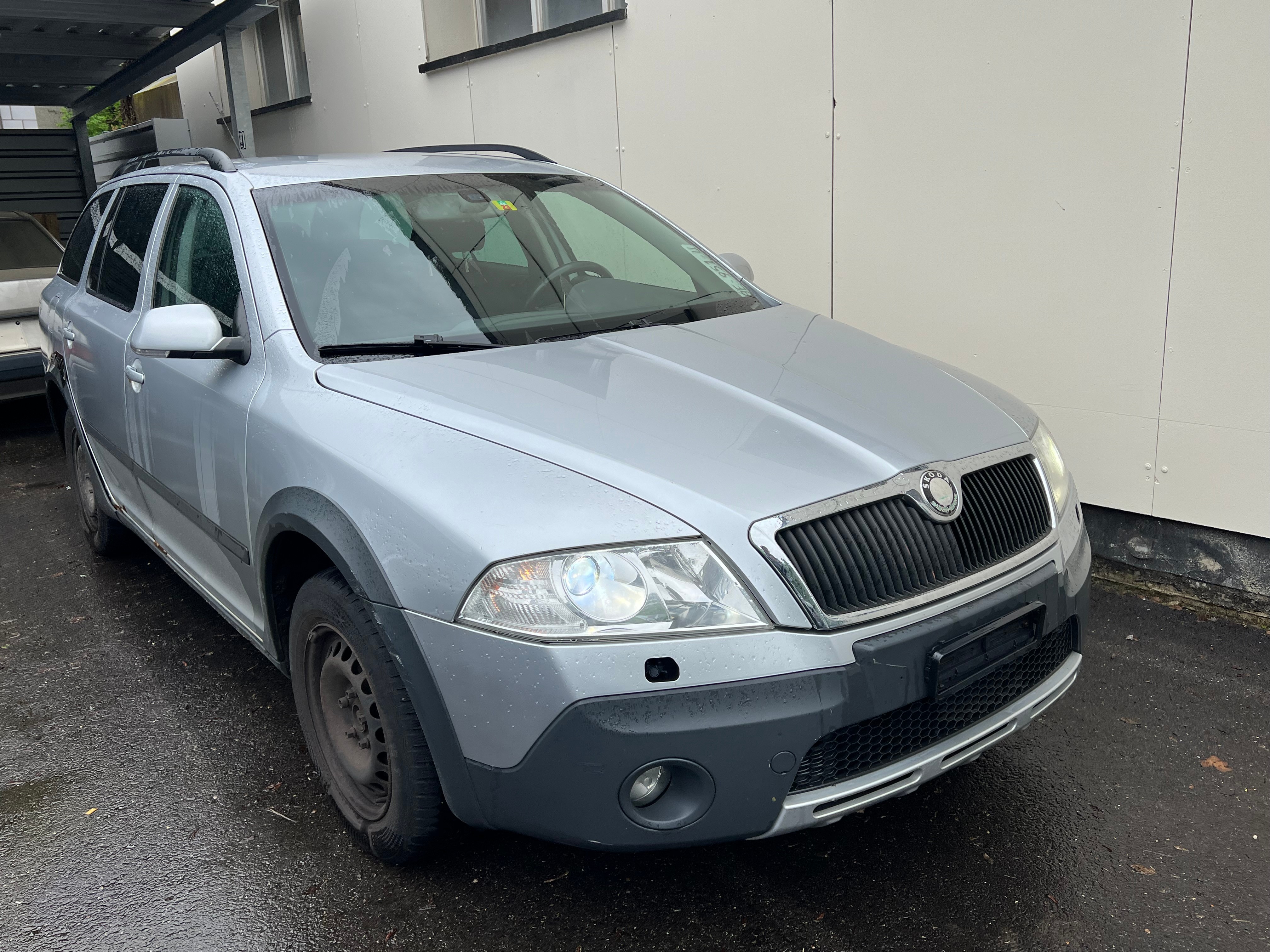 SKODA Octavia Scout 2.0 FSI 4x4