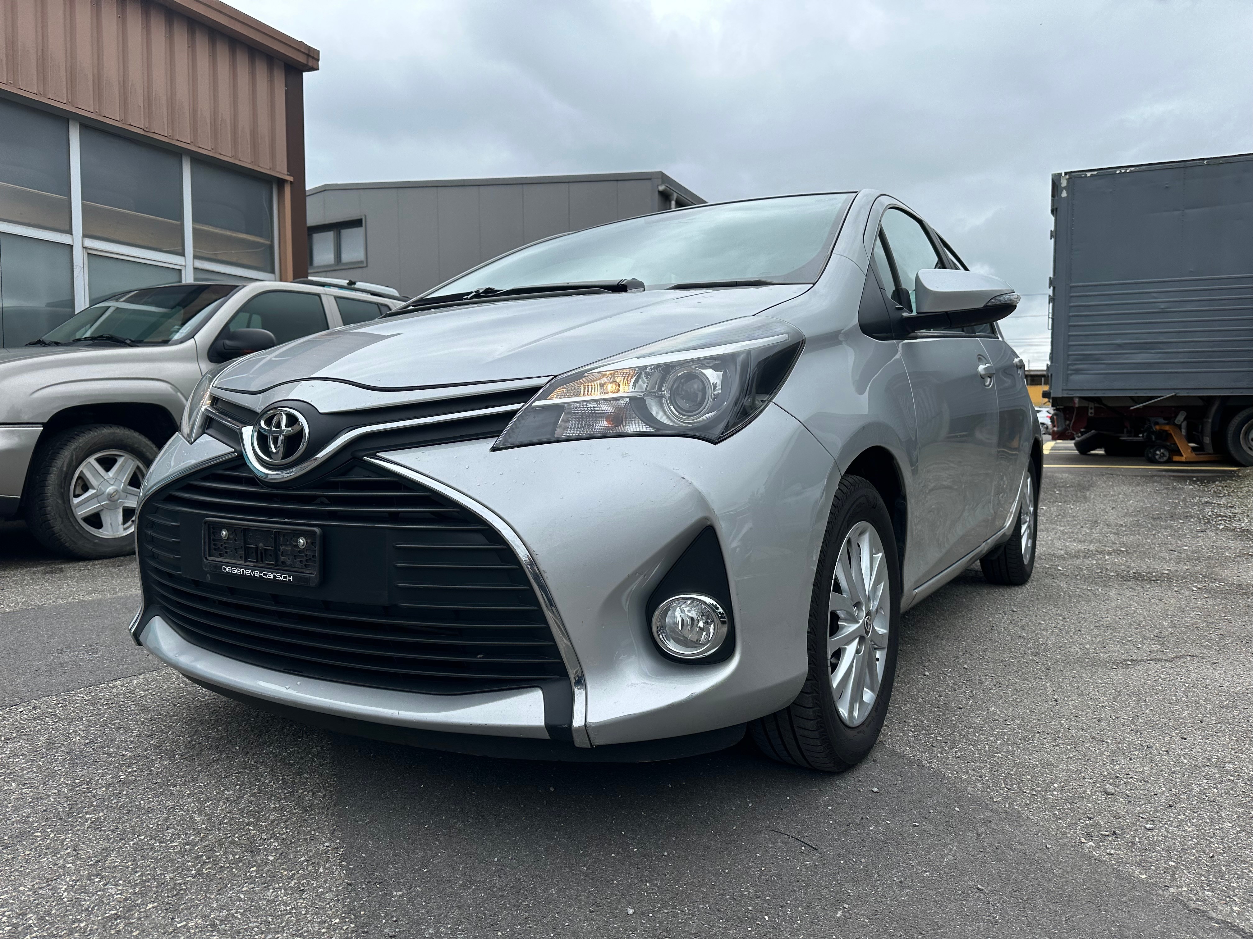 TOYOTA Yaris 1.33 Sol